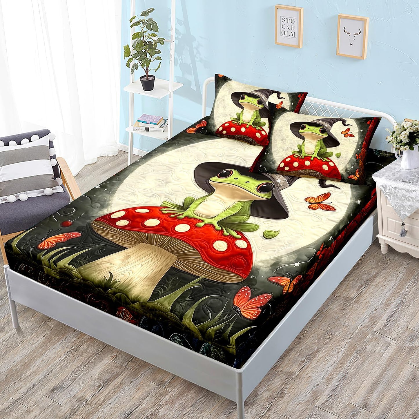 HOSIMA Frog Fitted Sheet Full,Frog Wearing Witch Hat Sitting on Mushroom,Butterfly Pattern Aesthetic Cute Bedding for Kids Boys Girls Halloween Room Decor,1 Fitted Sheet+2 Pillowcases.