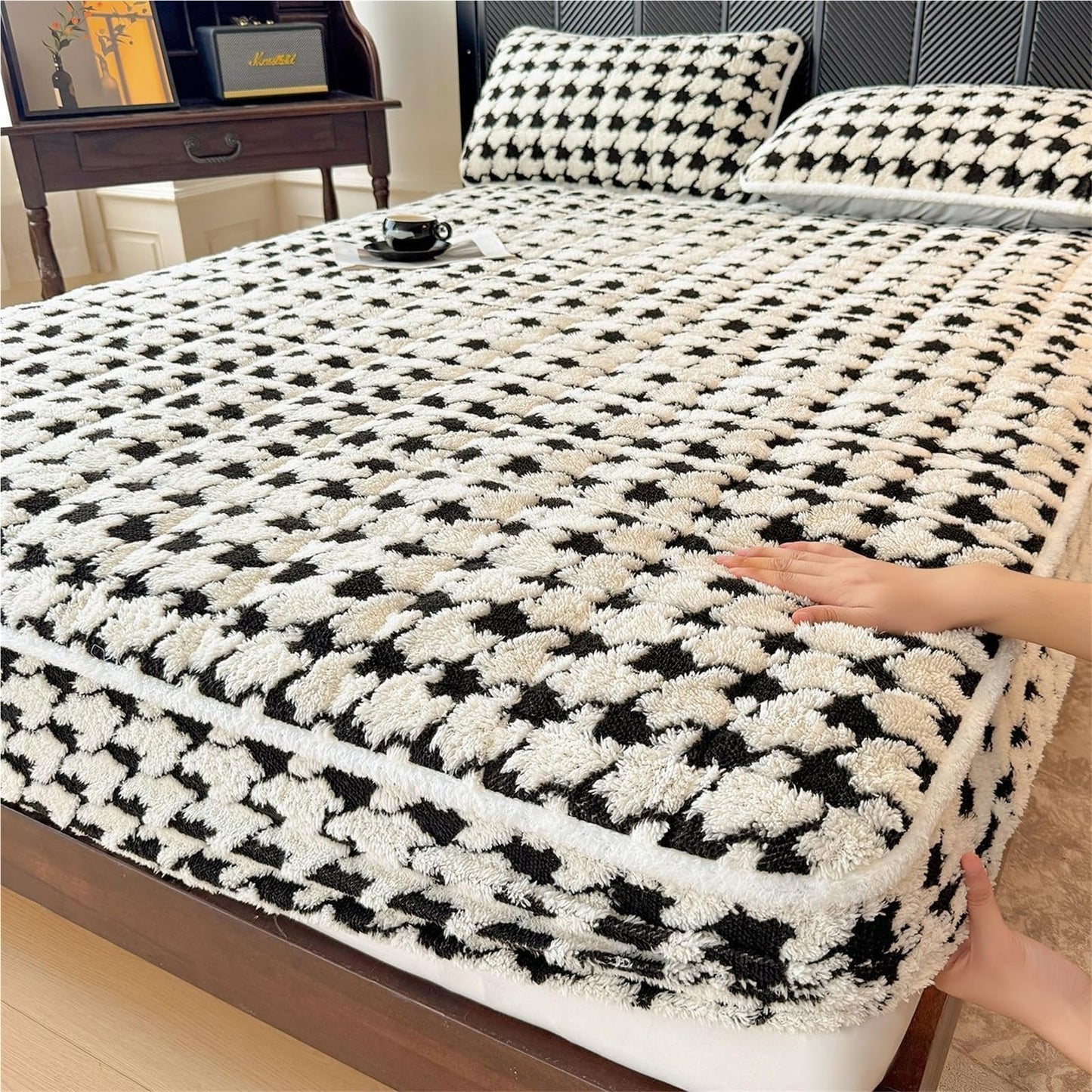 Elastic Bed Sheets, Plush Fluffy Velvet Fitted Sheet, Super Warm Winter Bottom Sheet with 11" Deep Pockets, Machine Washable and Non-Fade(I,2*Pillow Cover)