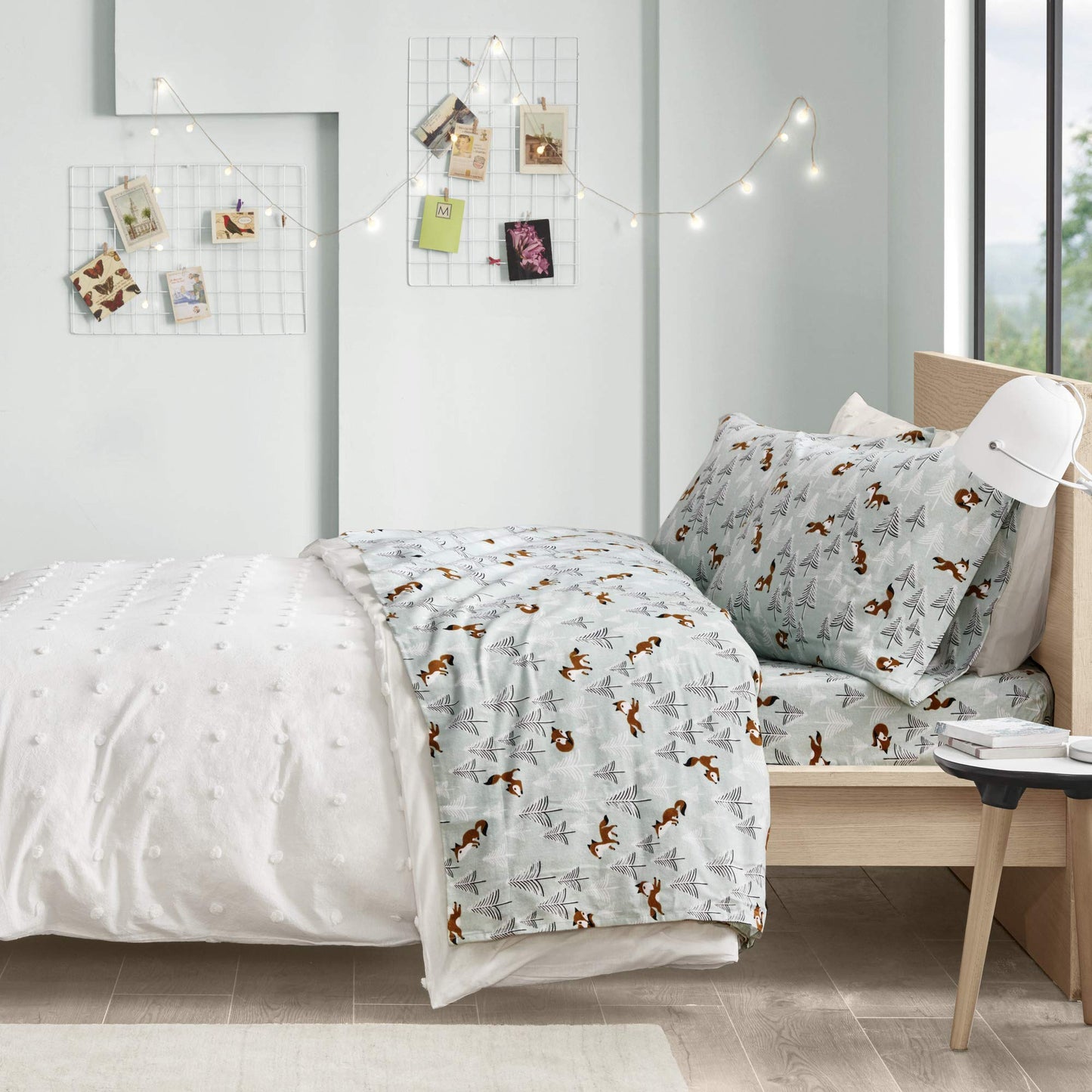 Intelligent Design Cozy Soft 100% Cotton Flannel Print Animals Stars Cute Warm, Ultra Soft Cold Weather Sheet Set Bedding, Full, Seafoam Foxes 4 Piece