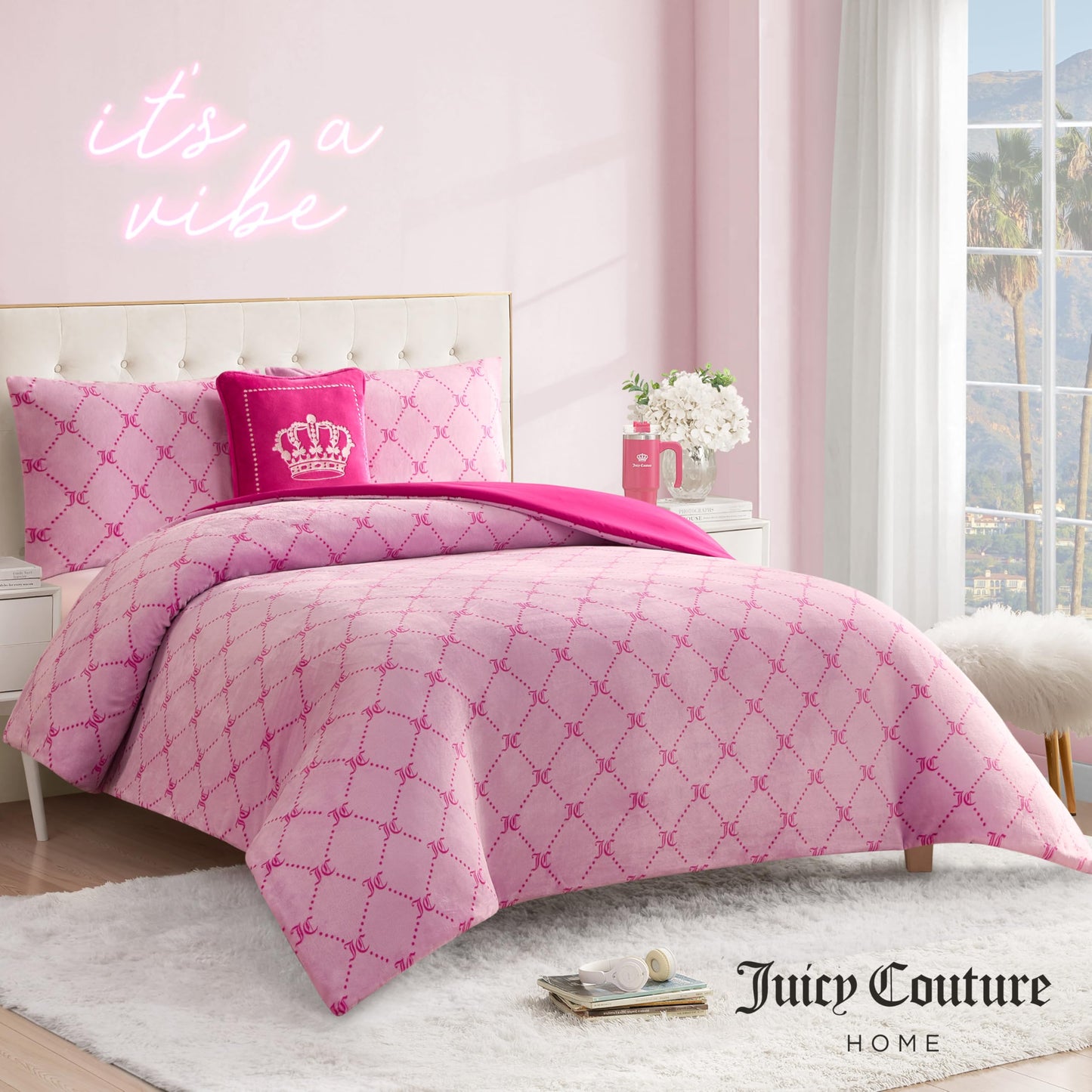 Juicy Couture Plush Reversible Trellis Link 3-Piece Twin/Twin XL Comforter Set with Decorative Pillow, Pink