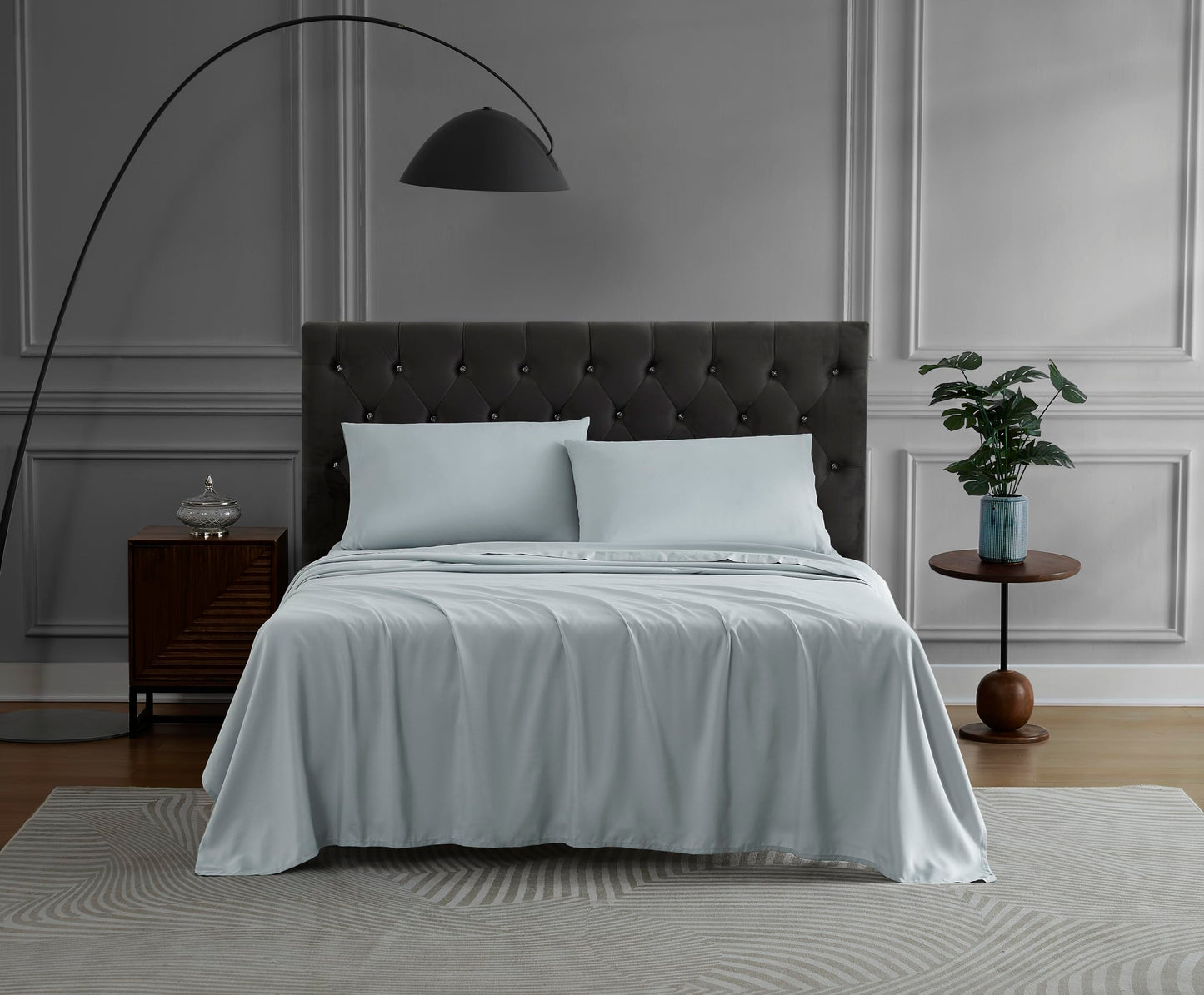 Linen Closet 4 Piece Sheet Set - Breathable, Brushed for Softness, Soft & Wrinkle Resistant, Up to 14" Deep-Pocket Sheets - Easy Care, Queen Size, Cloudy Gray