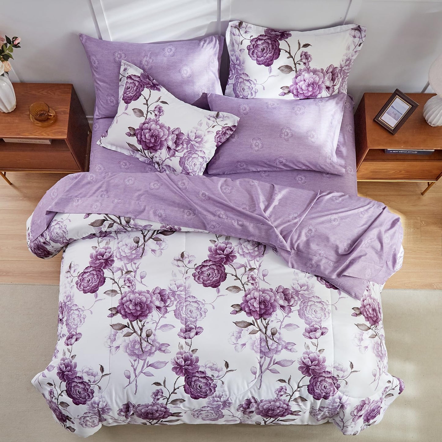 Purple Flower Bed in a Bag 7 Pieces Queen size Floral White Comforter Sheet Set Soft Microfiber Lightweight Summer Bed Set (1 Comforter 2 Pillow Shams 1 Flat Sheet 1 Fitted Sheet 2 Pillowcases)