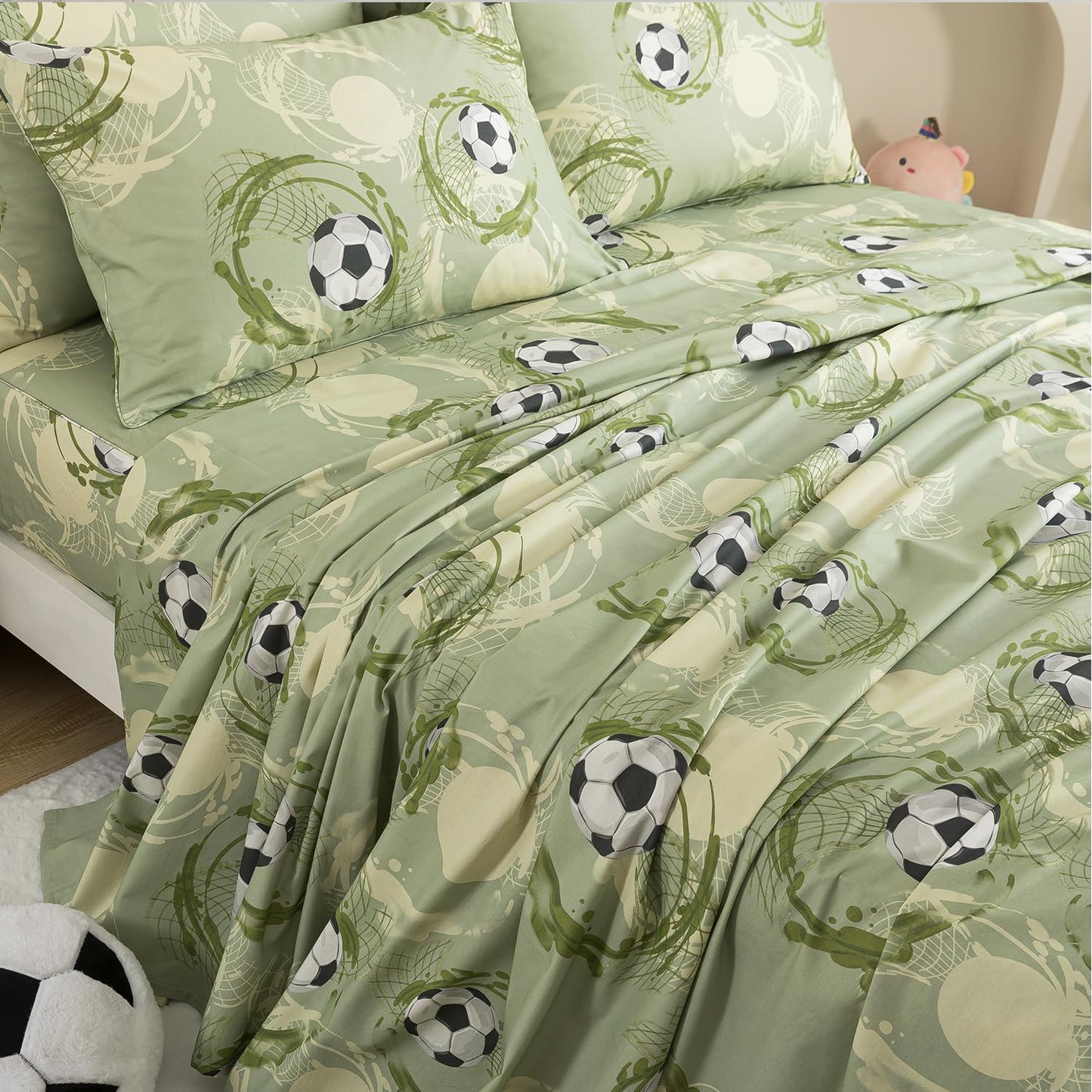 FADFAY Premium 100% Cotton Soccer Sheet Set King – Ultra Soft Breathable Sage Green Sports Bedding, Modern Athletic Soccer Ball Bed Sheets, Deep Pocket 4 Piece Set