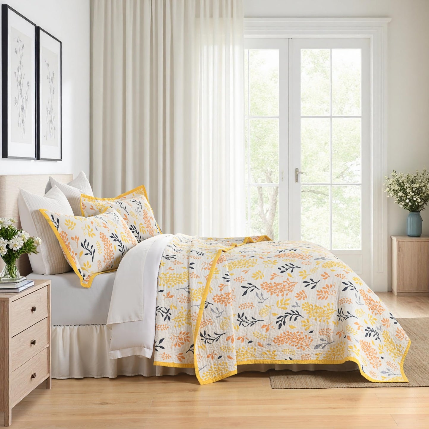 Cinefoso King Size Quilt - Floral Quilt Bedding Set 100% Cotton - Lightweight Farmhouse Bedspread for All Season 3-Piece - Yellow/White/Orange