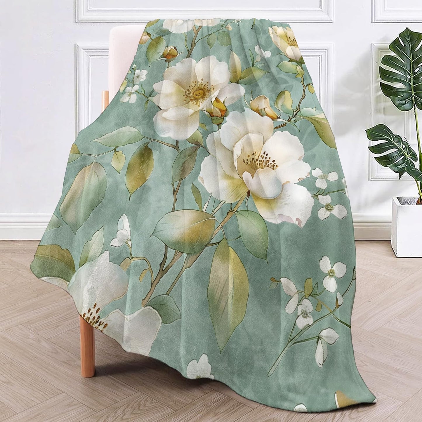 TRYYN Elegant Blossom Floral Throw Blanket for Couch Picnic Camping Bedroom Decor, White Flowers on Mint Background, Super Soft Cozy Warm Fluffy Fleece Blankets Gifts for Kids Adults, 60x50 Inch