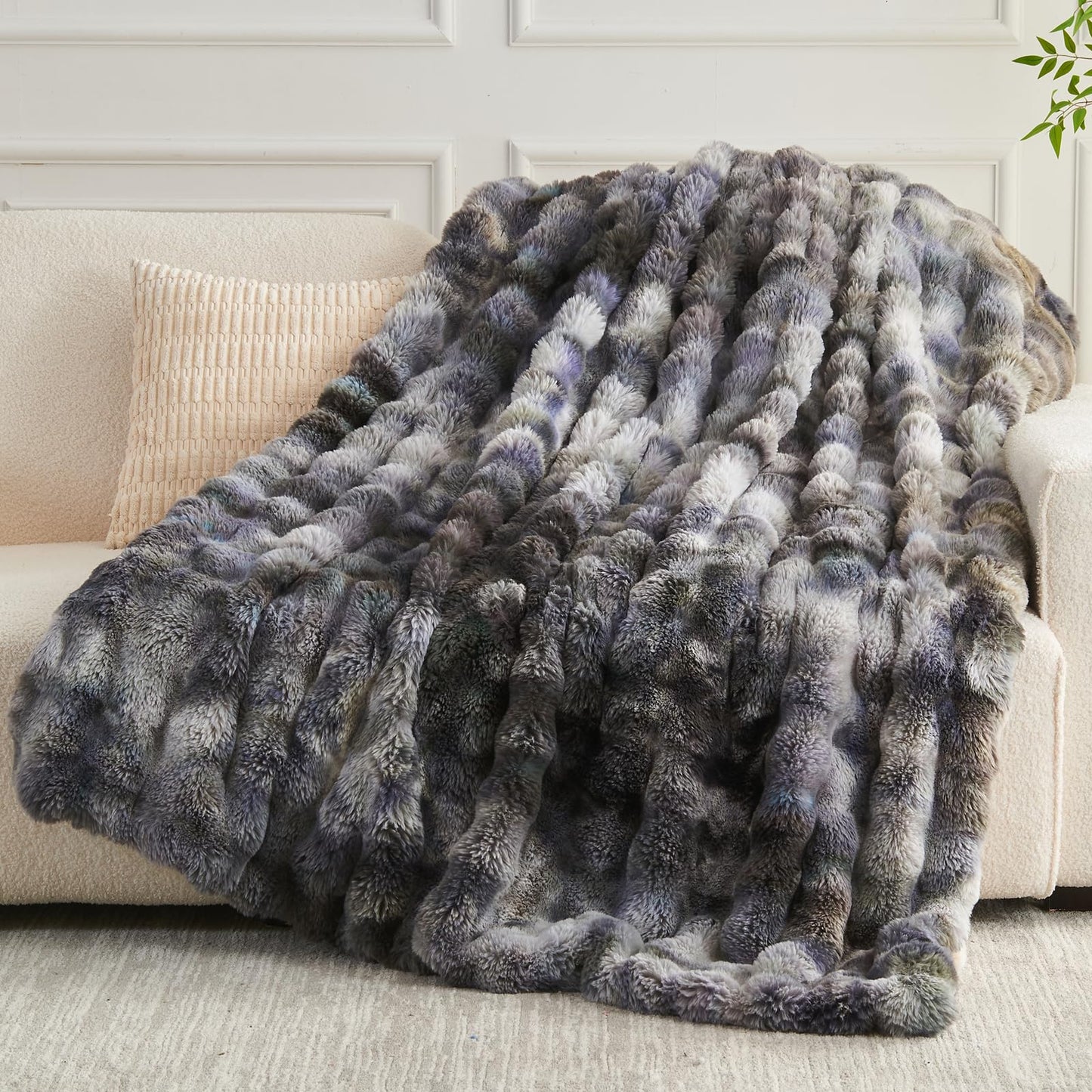 NEWCOSPLAY Faux Fur Throw Blanket Tie-dye Grey Luxury Fluffy Thick Warm Bubble Blanket for Couch Sofa Bed 700GSM (Tie-dye Grey, Throw(50"x60"))
