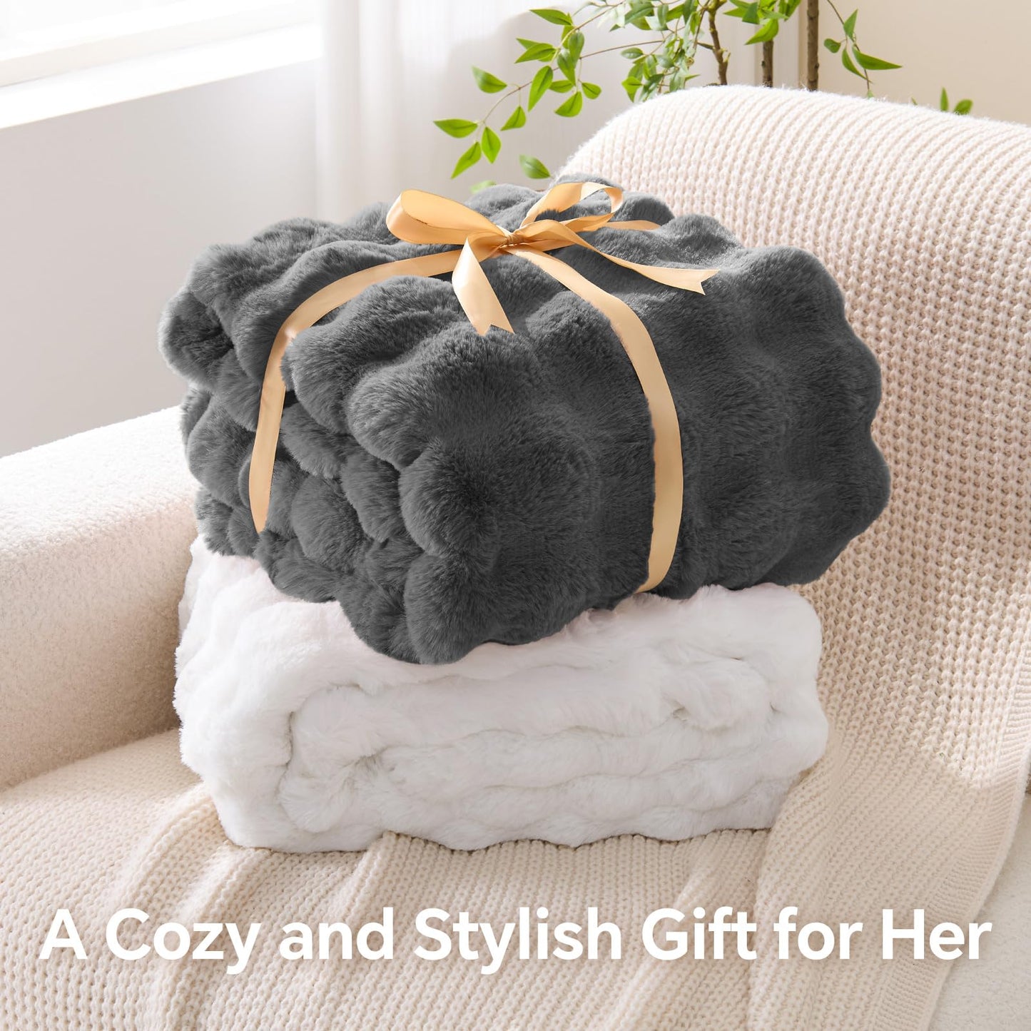 BEDELITE Faux Fur Throw Blanket, Soft Cozy Plush Dark Grey Bubble Blanket for Couch Sofa Bedroom Living Room Decor - 870GSM Thick Warm Fuzzy Fluffy Faux Rabbit Fur Blanket, 50x60 Inches
