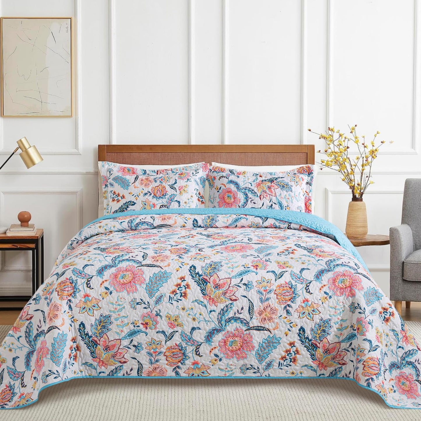 VAPUTAR Pink Queen Size Quilt Bedding Set for Adults - Farmhouse Queen Bedspread (90 x 98 inch) with 2 Pillow Shams - Lightweight Reversible Coverlet Quilt for Bedroom, 3 Pieces