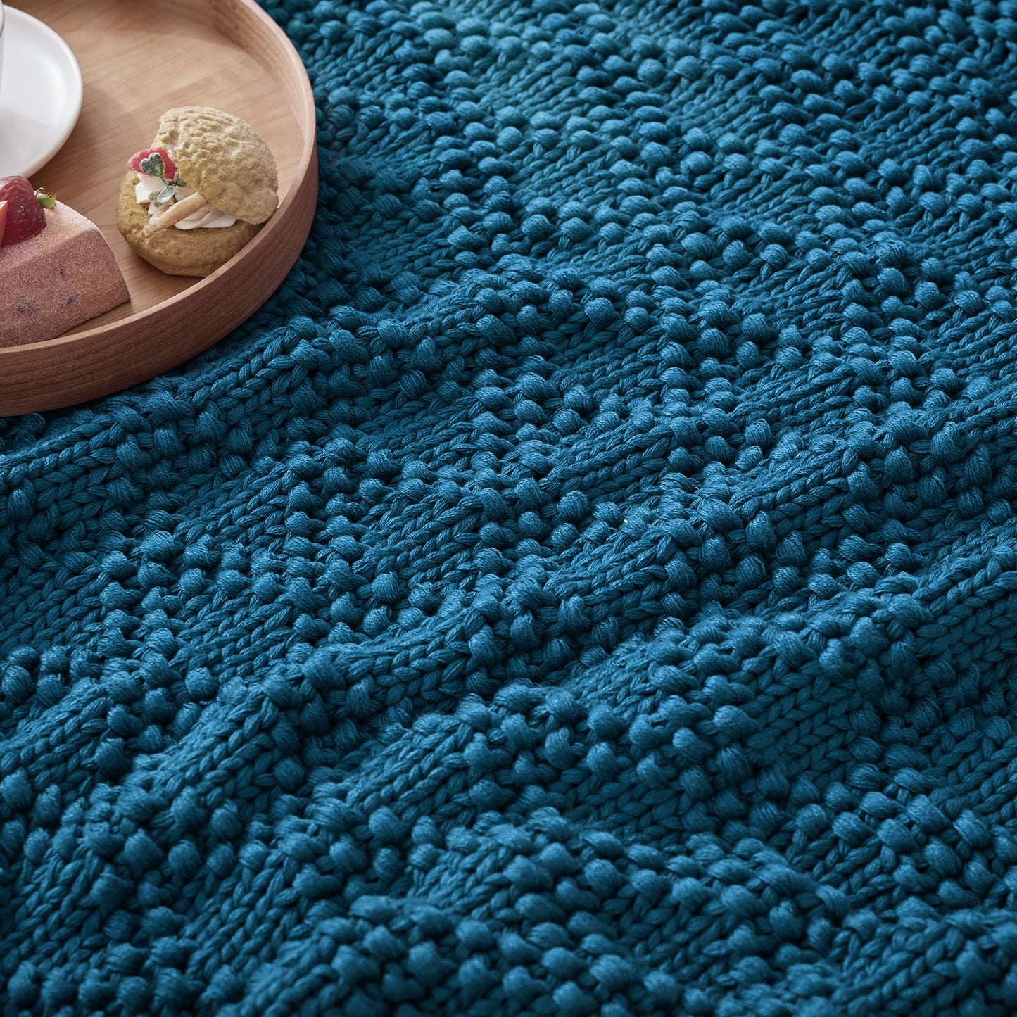 Anysay Knitted Weighted Blanket for Adult, Chunky Knit Weighted Throw for Sleep 48"*72" 10lbs, Cooling Breathable Heavy Blanket for Hot Sleepers, Machine Washable Blanket for Room Decor(Peacock)