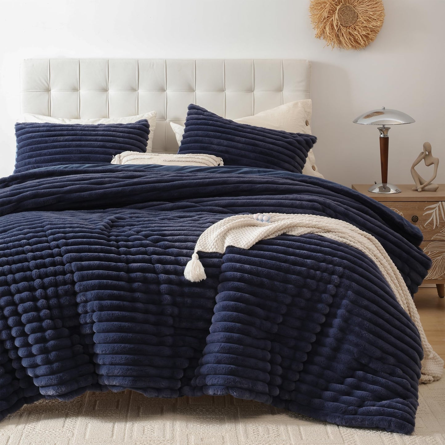 Smoofy Fluffy King Size Comforter Set 3 Pieces - Navy Blue Fleece Fluffy Comforter Set, Luxury Fuzzy King Bedding Set, Soft King Bed Set All Season, Heavy Faux Fur Comforter with 2 Pillow Cases