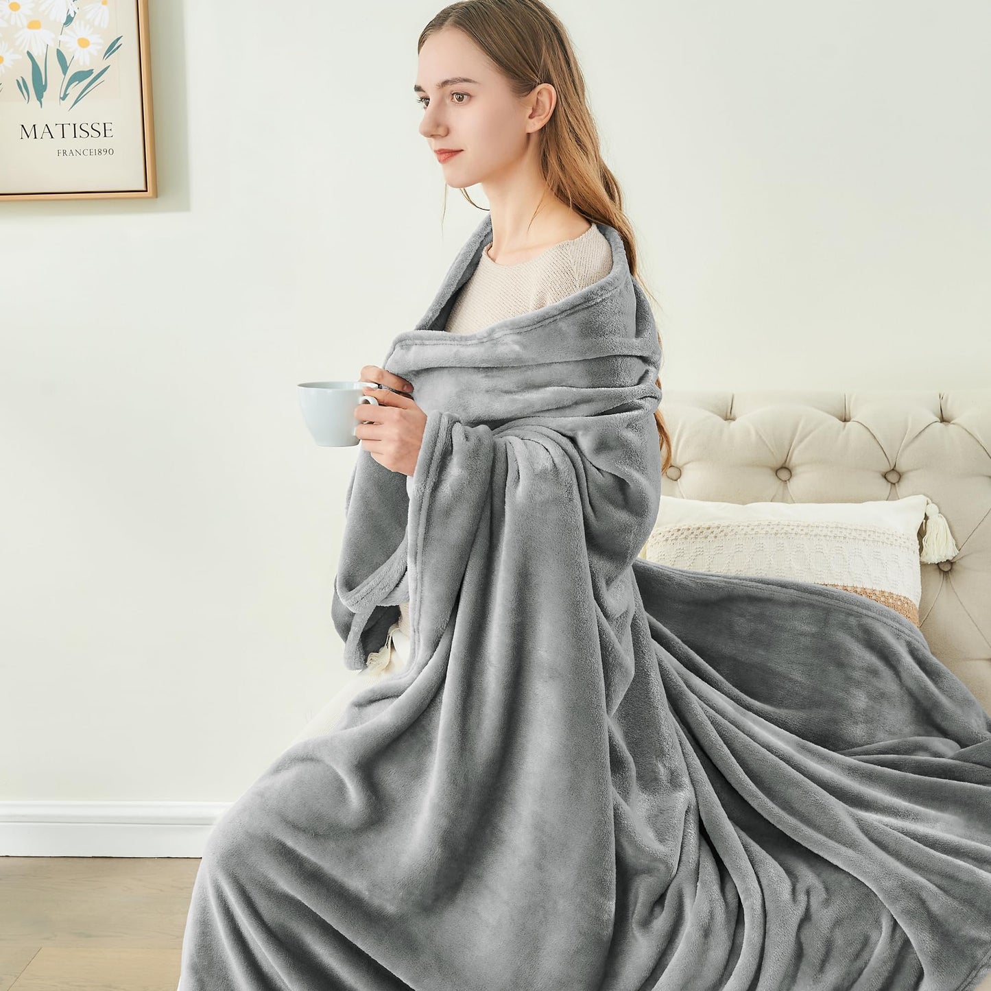 BEDELITE 2 Pieces Fleece Blankets (Black & Grey, 50"x60"), Luxury Plush Cozy Fuzzy Blankets