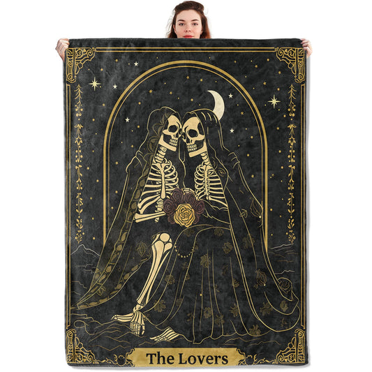 qxfqxf Gothic Skull Blanket Lightweight Blankets Gifts for Women Flannel Throw with Skeleton Couple Holding Rose Under Moonlight Printed for Sofa, Bed, Office, Goth Halloween Decor Throws 60x50 Inch