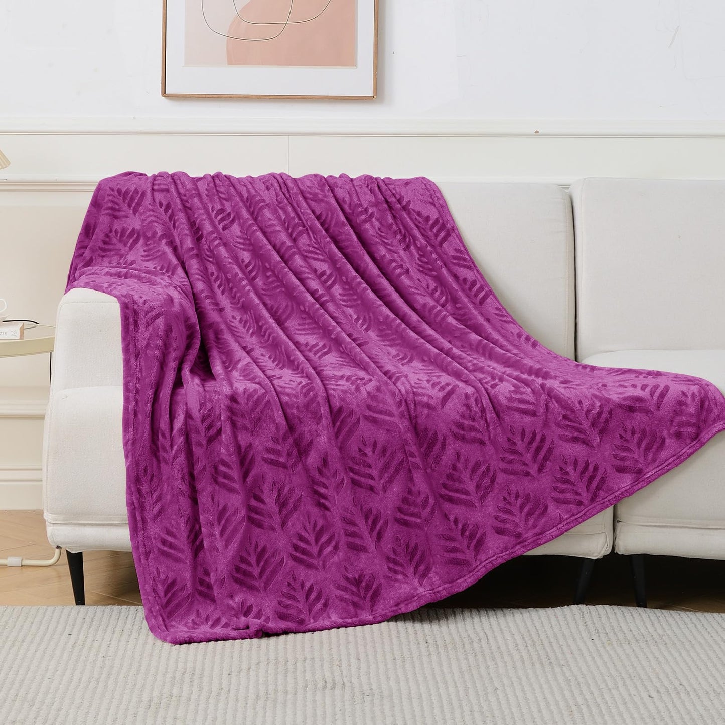 Exclusivo Mezcla King Size Fleece Blanket for Bed, Super Soft and Cozy Blankets All Season Use, Leaves Pattern, Plush Fuzzy Lightweight, Purple, 90x104 Inch