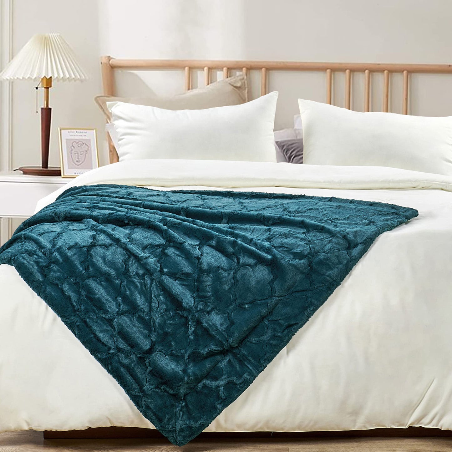 Home Soft Things Brushed Faux Fur Throw with Sherpa Backing, 50" x 60'', Dark Teal Soft Fluffy Lightweight Luxury Throw for All Seasons Home Décor