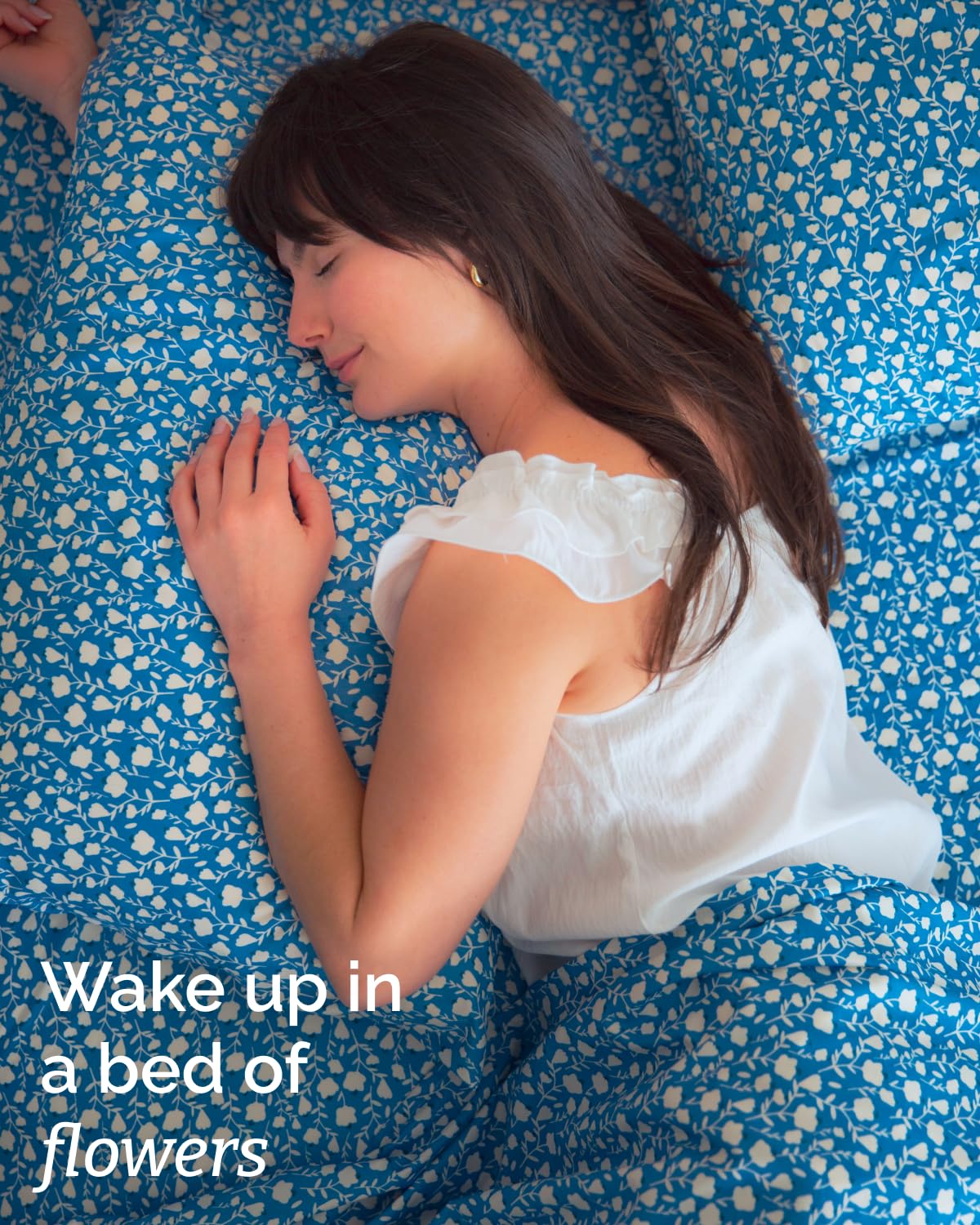 Floral Sheets - Blue & White Bed Sheet Set - 1 Flat, 1 Fitted & 2 Pillowcases w/ Deep Pockets - Comfy, Cozy, Wrinkle & Fade Free - Boho Botanical Bedding - Soft, Breathable & Cooling - Queen Size Set