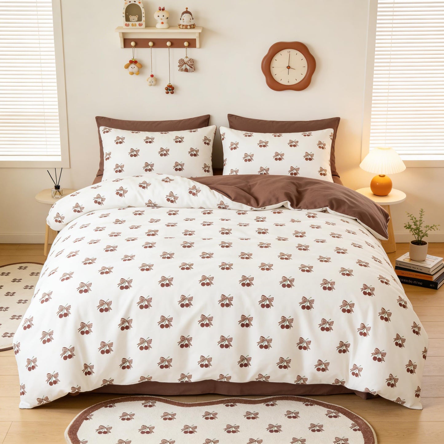 Sedefen Brown Leopard Duvet Cover Set Queen Size, 3 Pcs Cherry Bow Print Bedding Set with 2 Pillowcases, Cheetah Pattern Soft Breathable Microfiber Duvet Cover Set for All Season Decor