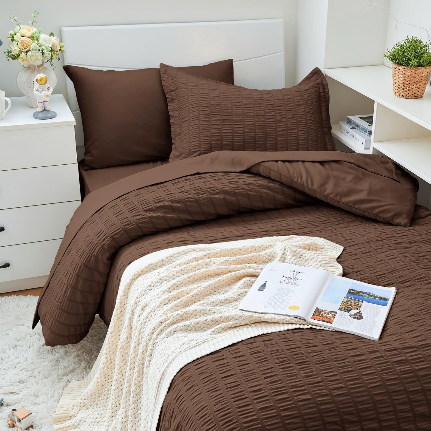 HYMOKEGE Dark Brown Twin Comforter Set Seersucker 5 Pieces, All Season Luxury Bed in a Bag for Bedroom, Bedding Set with Comforter, Sheets, Pillowcase & Sham