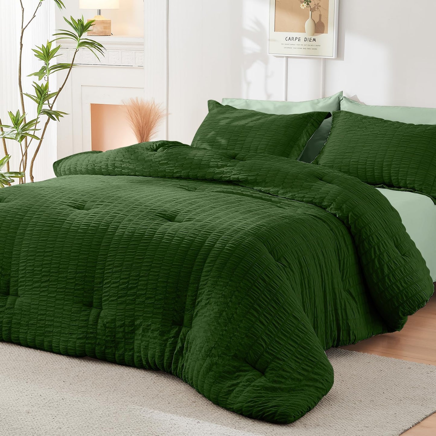 HYMOKEGE Dark Green/Sage Green Oversized Queen Comforter Set Seersucker 7 Pieces, All Season Luxury Bed in a Bag for Bedroom, Bedding Set with Comforter, Sheets, Pillowcases & Shams