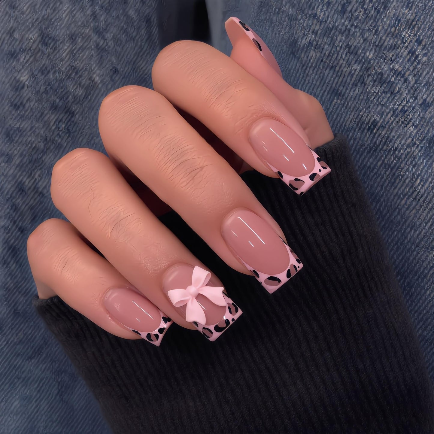 IEORGYIG Press On Nails Leopard Print Square Shape Fake Nails with Pink 3D Butterfly Bow，Reusable False Nails with Glue Tabs - 24Pcs Manicure Kit for Women and Girls