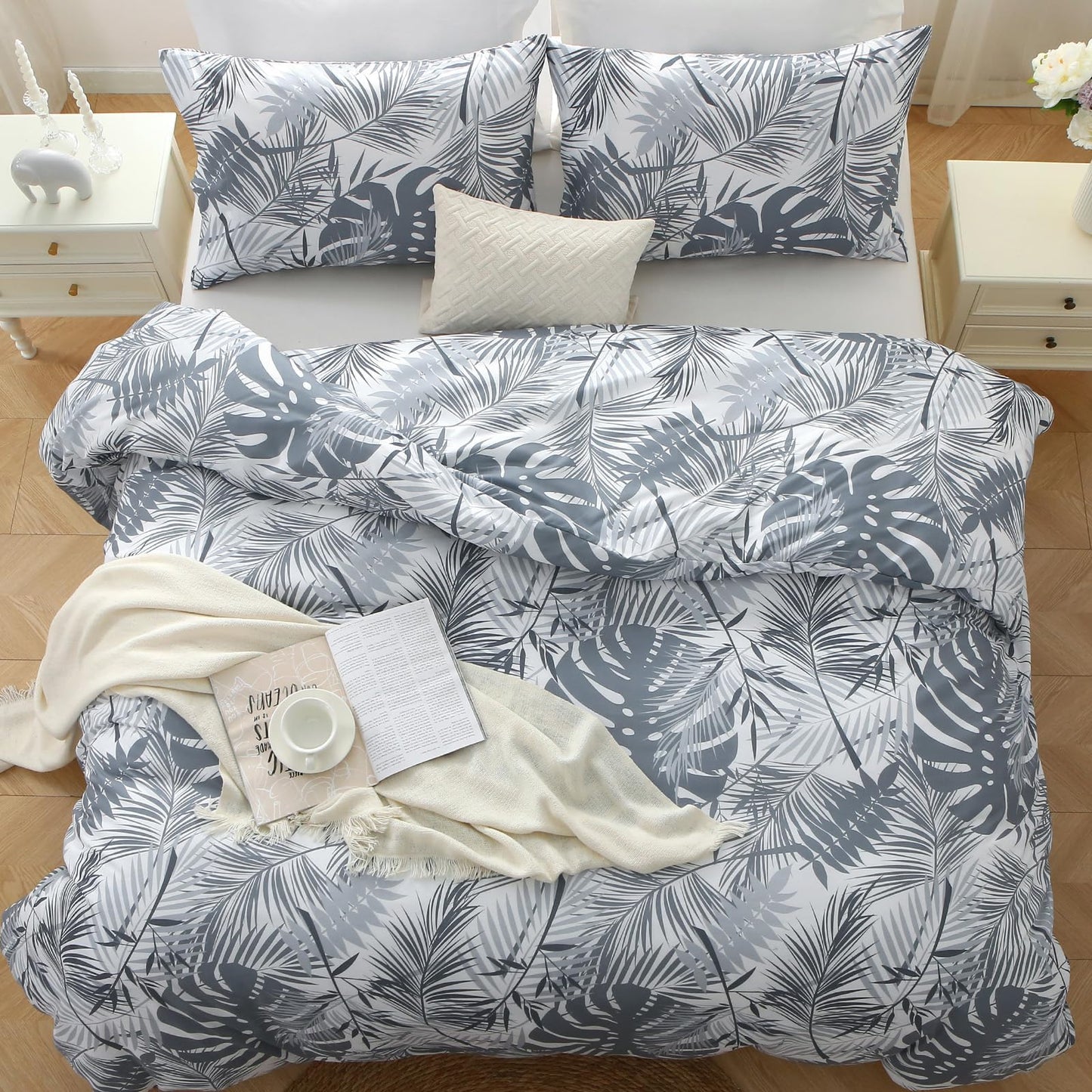 MUXHOMO Duvet Cover Queen Size, Reversible Floral Black & Grey Duvet Cover Set with Zipper Closure, 3 Pieces Botanical Patterns Soft Microfiber Bedding Set with 4 Ties (90"x90", 2 Pillow Cases) US
