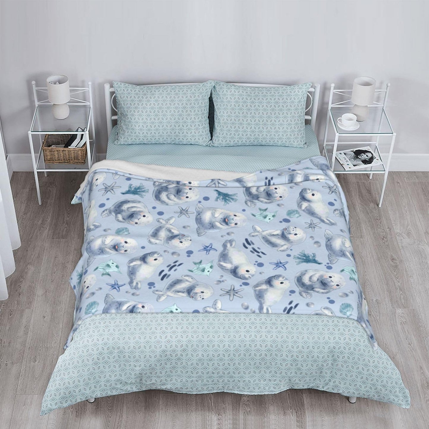 Manatees Throw Blanket 50"x40" Fuzzy Soft Cozy Manatee Blankets Soft Throws Warm Lightweight Plush Fleece Throw Blanket for Kids Men Women Gift Bed Couch Sofa