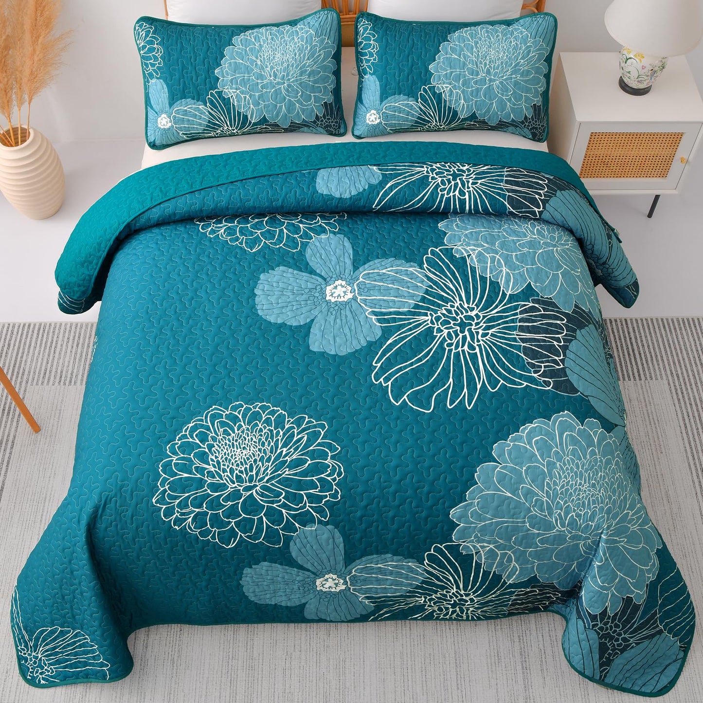 Queen Quilt Sets Teal Floral Pattern Quilt Bedding Set, 3 Pieces Botanical Quilt Bedspread Coverlet Set, Soft Microfiber Boho Flower Bed Coverlet Bedding Set for All Season(96" x 90)