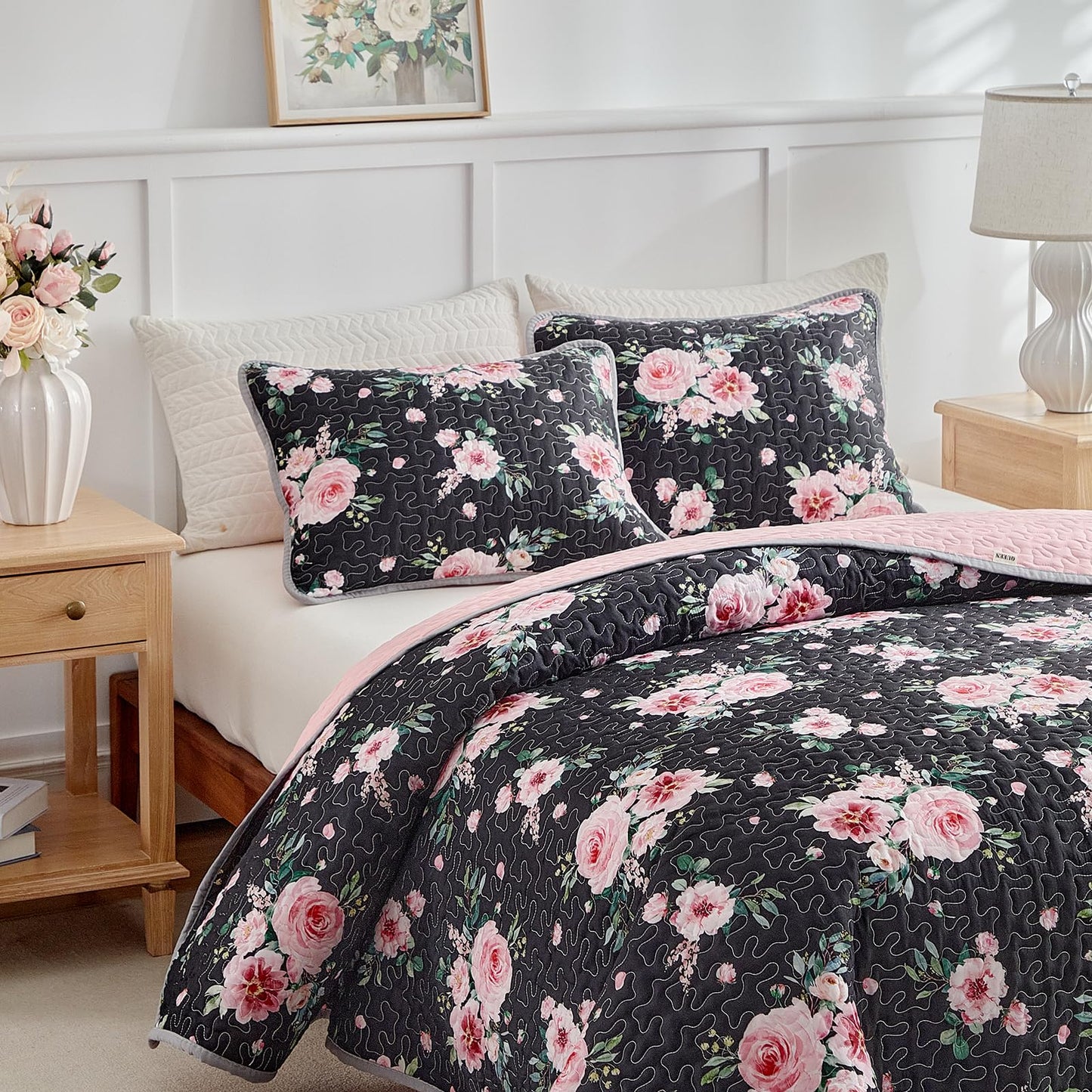 Floral Quilt Set 3 Pieces Queen Size Black Pink Flower with Green Leaves Soft Microfiber Lightweight Summer Reversible Coverlet Bedspread for All Season -1 Quilt 88*88 + 2 Pillow Shams