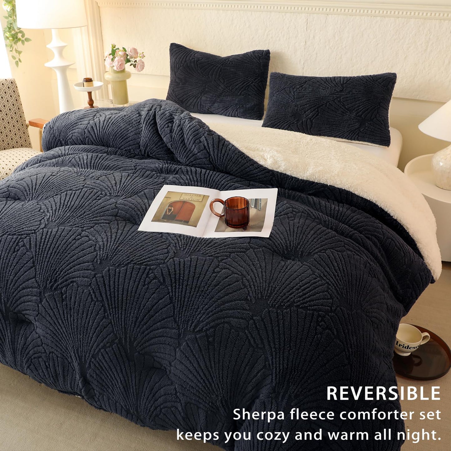 tohrisa Seashell Jacquard Sherpa Comforter Set Warm Cozy Premium Bedding 3 Pieces, King Size Geometric Pattern Quilt Comfort er with 2 Pillowcases(104"X90" Grey)