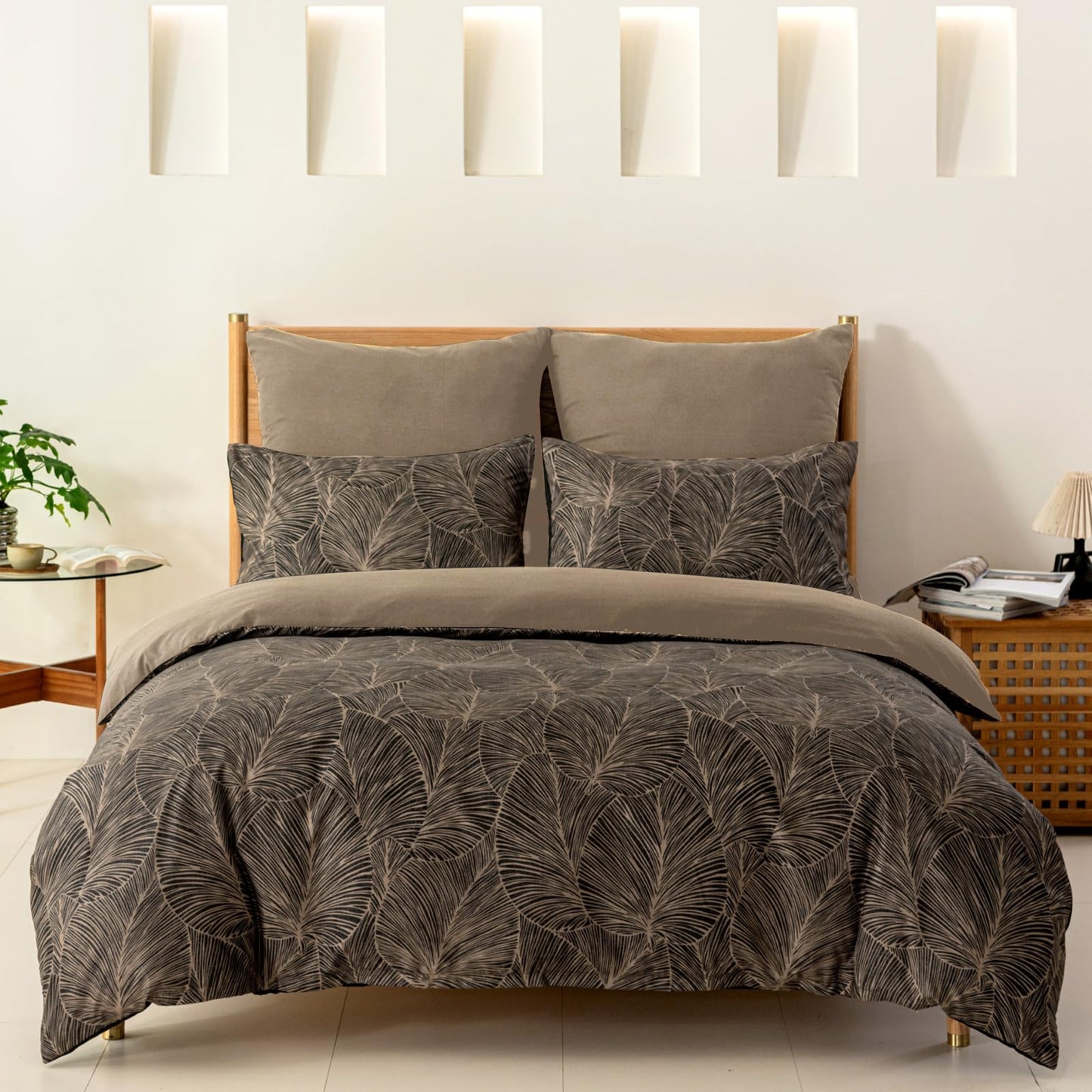 Lekesky Queen Size Duvet Cover Set, Reversible Queen Comforter Cover with Tropical Leaves Pattern, Soft 100% Washed Microfiber 3 Pieces Khaki Bedding Set with Zipper and 2 Pillowcases