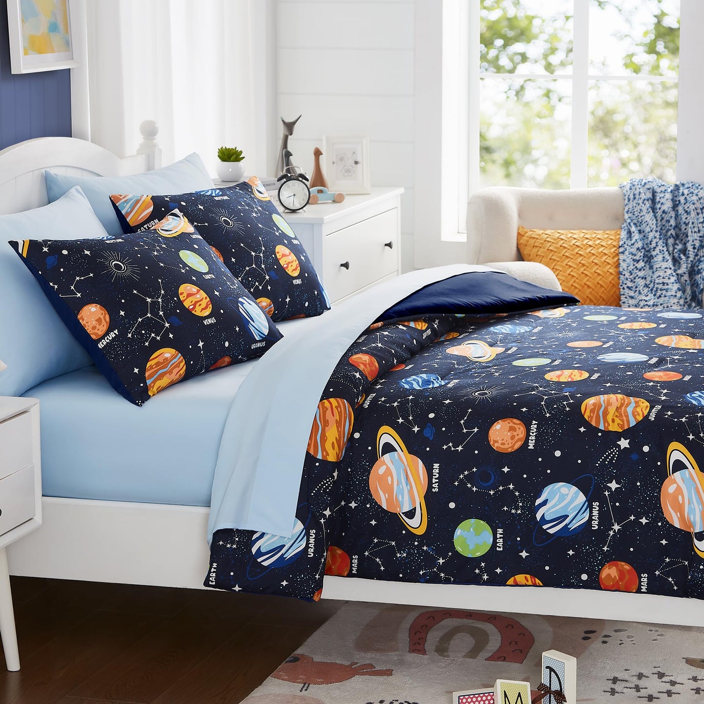 Twin Kids Comforter Set - 5 Pieces Twin Bedding Sets for Boys, Glow in The Dark Space Bed in A Bag with Sheets
