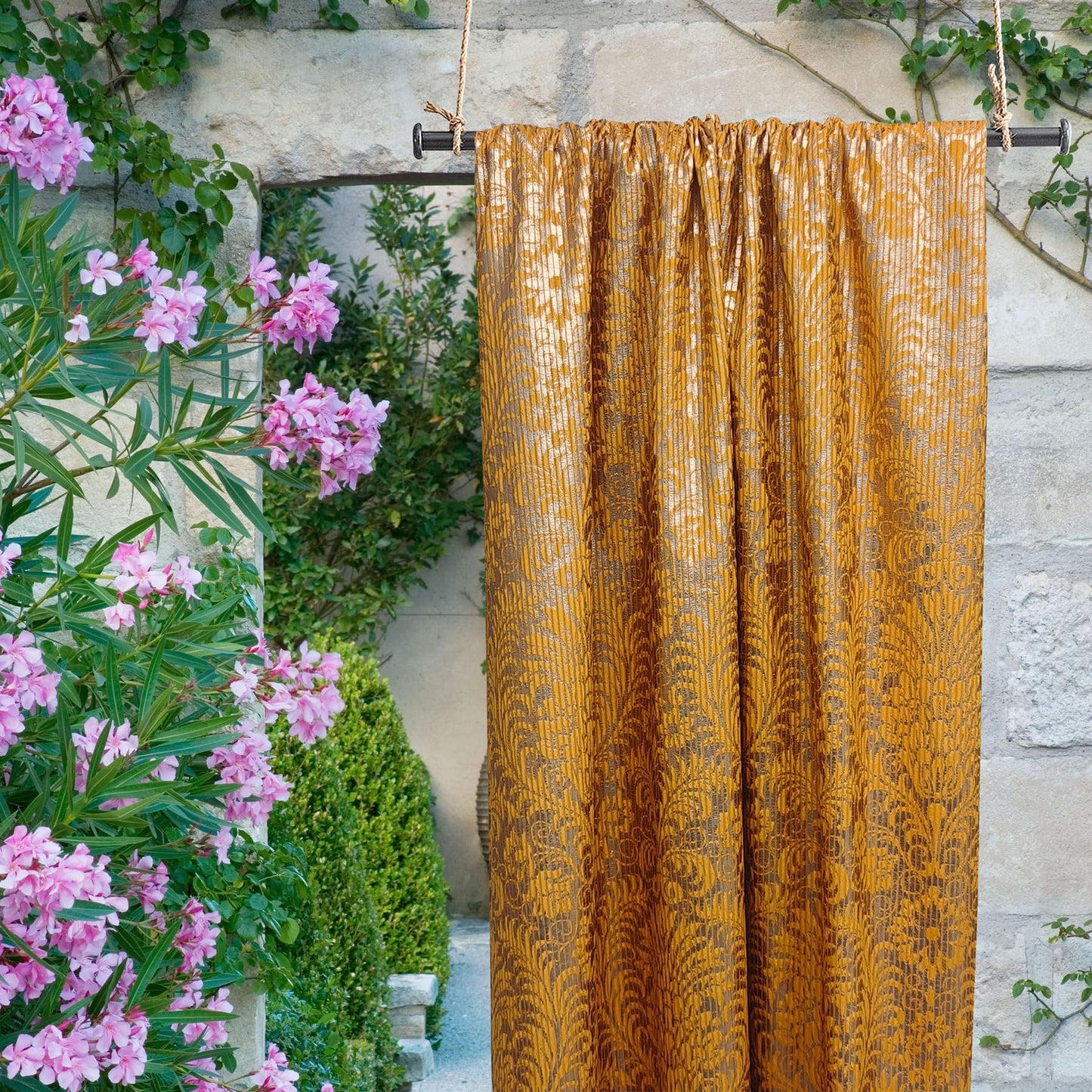 always4u 100% Blackout Damask Foil Print Yellow and Gold Ridged Velvet Curtains 95 Inches Long Drapes 2 Panels Shiny Metallic Window 54 * 95 Inches