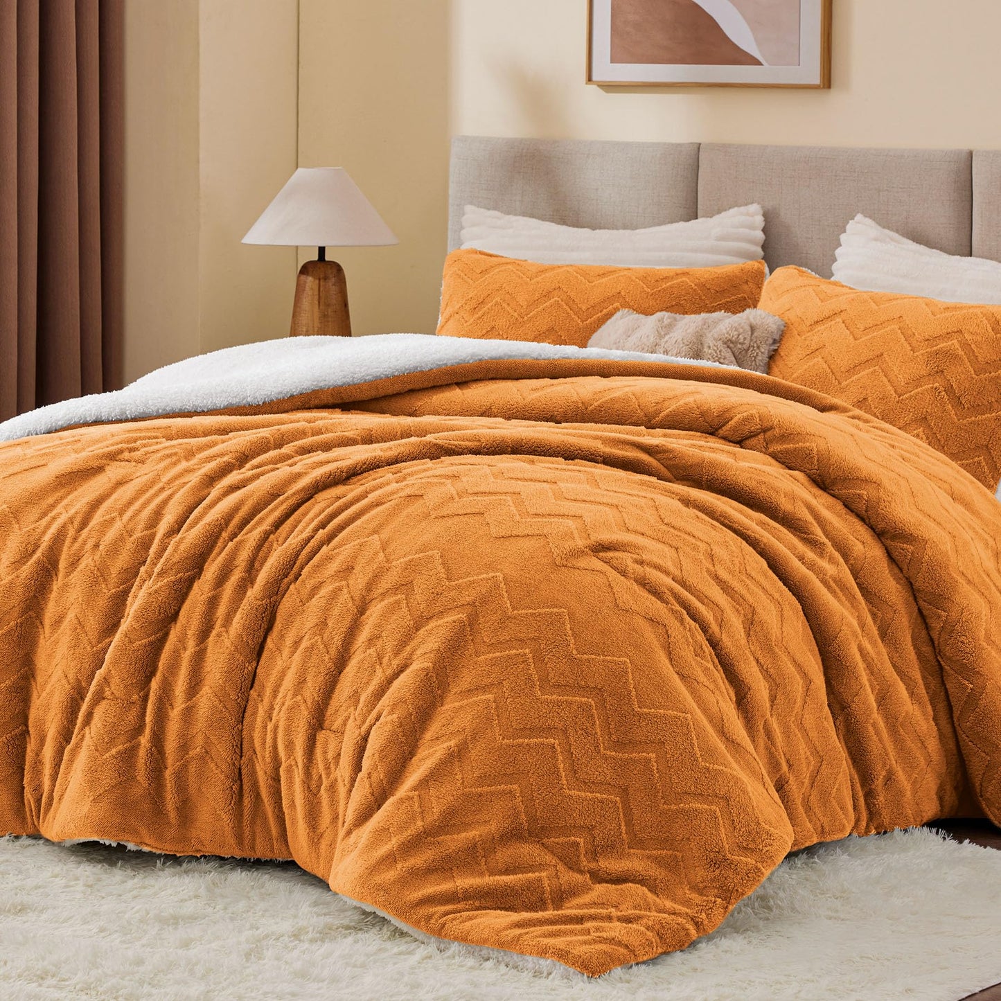 BEDELITE Fluffy Queen Comforter Set - Super Soft Sherpa Burnt Orange Comforter for Queen Size Bed, Luxury Warm Bedding Set for Winter, Fuzzy Bed Set 3 Pieces (1 Comforter, 2 Pillowcases)