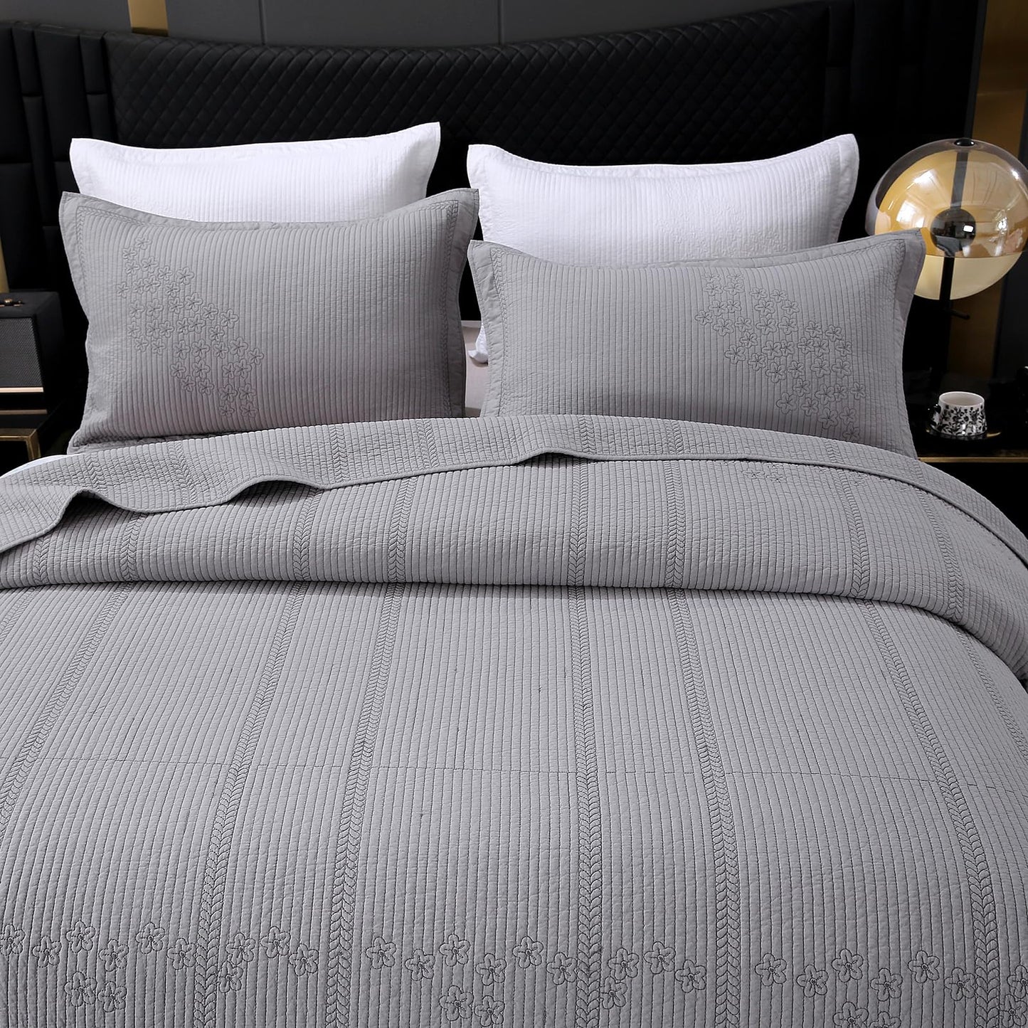 ROOMLIFE Quilt Set Queen Size 3D Floral Embroidery Pattern 3-Piece Cotton Reversible Quilted Embroidered Decorative Bedspreads Coverlet Bedding Set, Lightweight &Soft, All Season(90" X 98") Grey