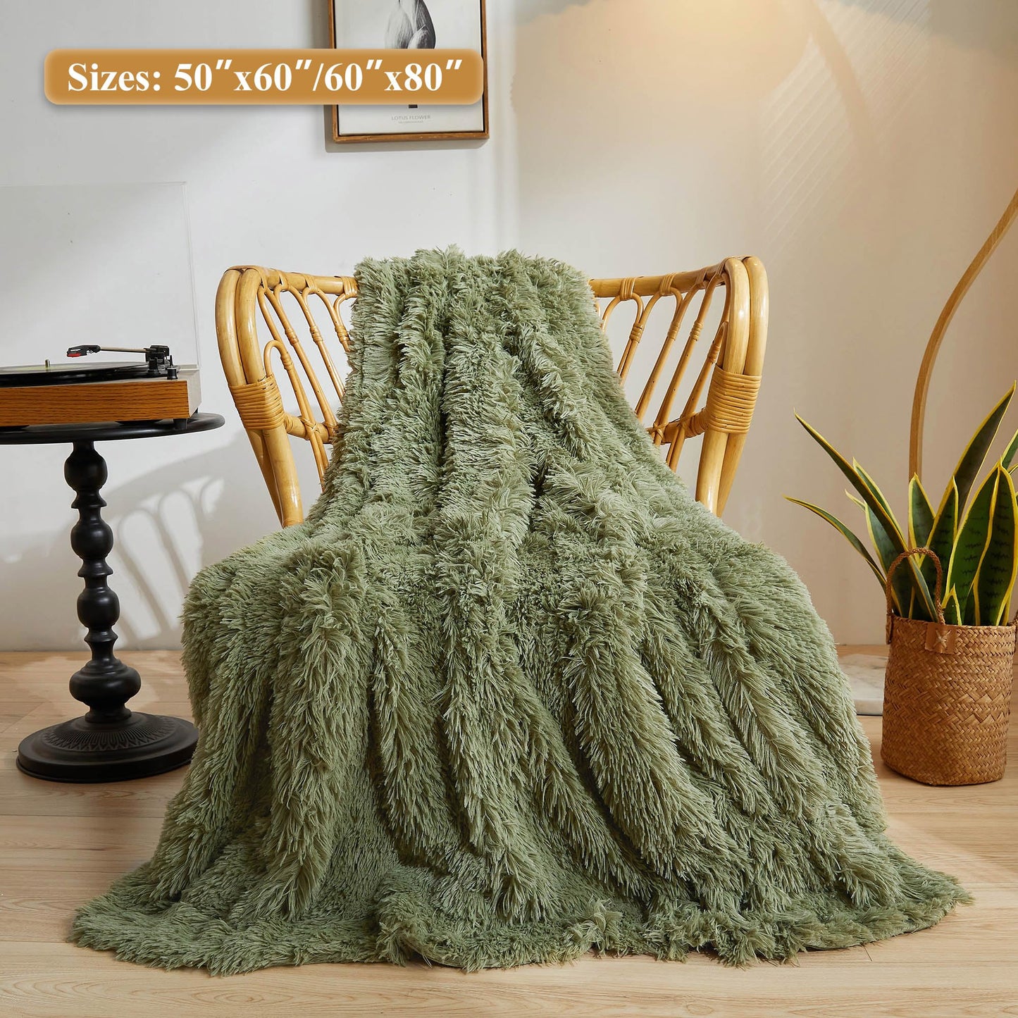 XeGe Luxury Faux Fur Throw, Moss Green Soft 50x60 Fluffy Blanket, Shaggy Plush Decorative Couch Throw, Cute Furry Throw Fuzzy Office Lap Blanket for Bedroom Living Room, Sage Green