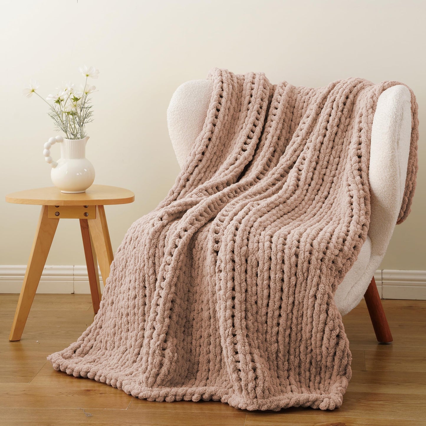 Battilo Chunky Knit Throw Blanket, Soft and Thick Chenille Throw Blanket, 50"x60" Handmade Cable Knit Crochet Blanket, Dusty Pink Knot Knitted Throw Blankets for Couch Sofa Bed Home Decor, Pink
