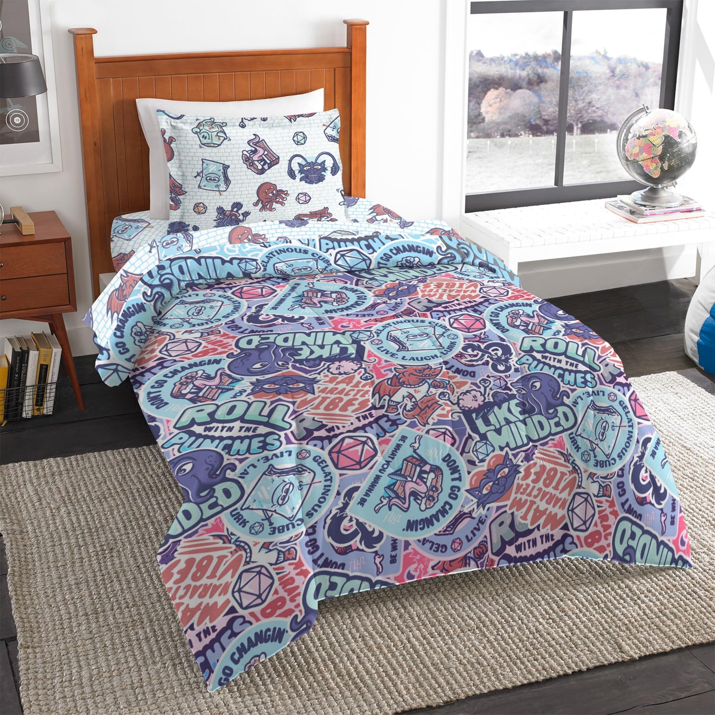 Northwest Dungeons & Dragons Monsters Stick Together 4 Piece Twin Bed in a Bag Set, Bedding Set with Comforter and Sheets, Soft and Cozy for All Seasons