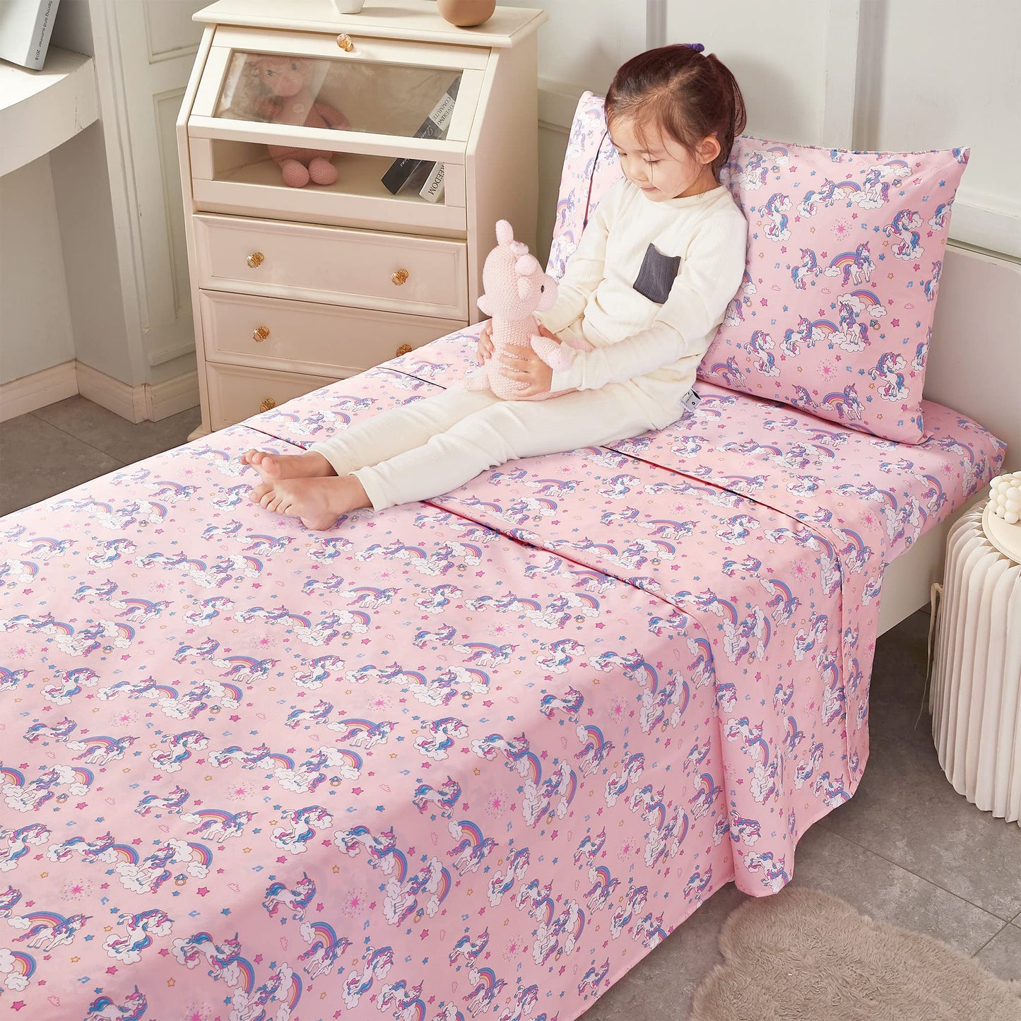 Softan Kids Bed Sheet Set, 4-Piece Full Size Sheets, Microfiber Fitted Sheet with 15 Inches Deep Pocket and Corner Straps, Breathable & Silky Soft Pink Unicorn Pattern Sheet and Pillowcase Sets