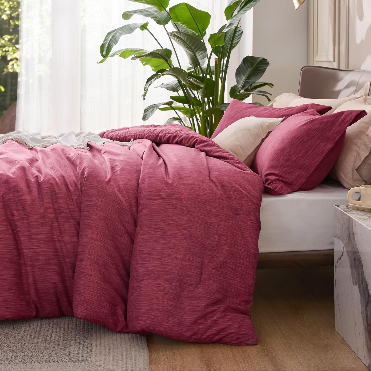 Bedsure Queen Comforter Set - Dark Red Comforter Queen Size, Soft Bedding for All Seasons, Cationic Dyed Bedding Set, 3 Pieces, 1 Comforter (90"x90") and 2 Pillow Shams (20"x26"+2")