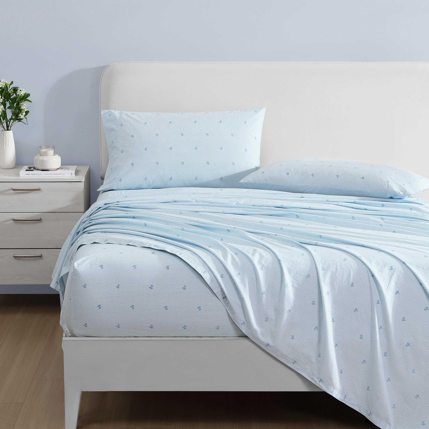Laura Ashley – Twin Size Sheet Set, Soft & Lightweight Cotton Percale Bedding with Matching Pillowcase, Deep Pocket, Coastal Room Decor, College Dorm Room Essentials (Turtle Gingham Blue)