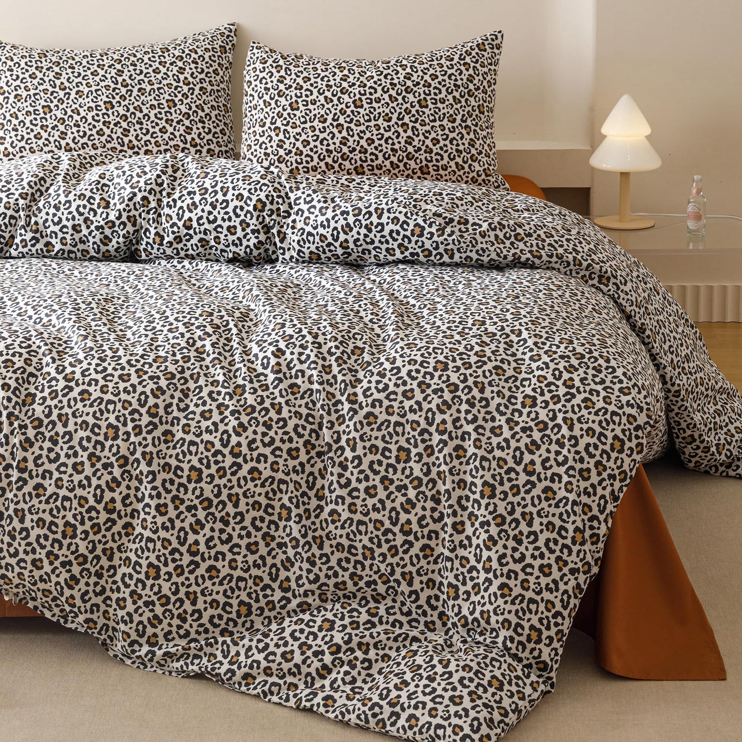 CLOTHKNOW Leopard Bedding Sets Queen Black Cheetah Print Duvet Cover Sets Black Brown White Comforter Cover Set Queen