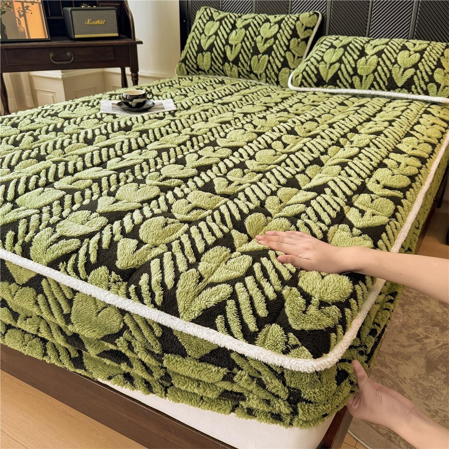 Elastic Bed Sheets, Plush Fluffy Velvet Fitted Sheet, Super Warm Winter Bottom Sheet with 11" Deep Pockets, Machine Washable and Non-Fade(C,2*Pillow Cover)