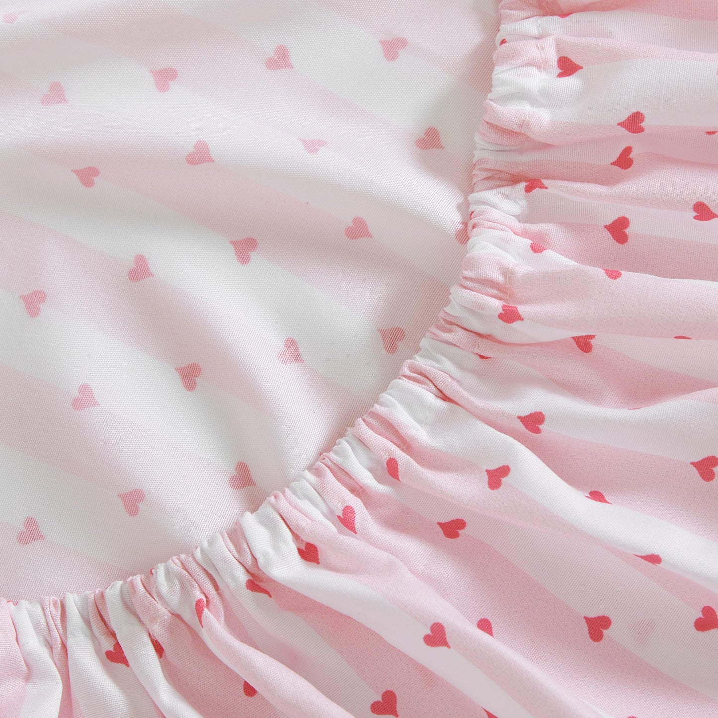 Betsey Johnson - Queen Sheet Set with Fitted Sheet & Pillowcases, Fade & Wrinkle-Free Bedding, Deep Pocket, Dorm Room Essentials, Wonderland Stripe Pink