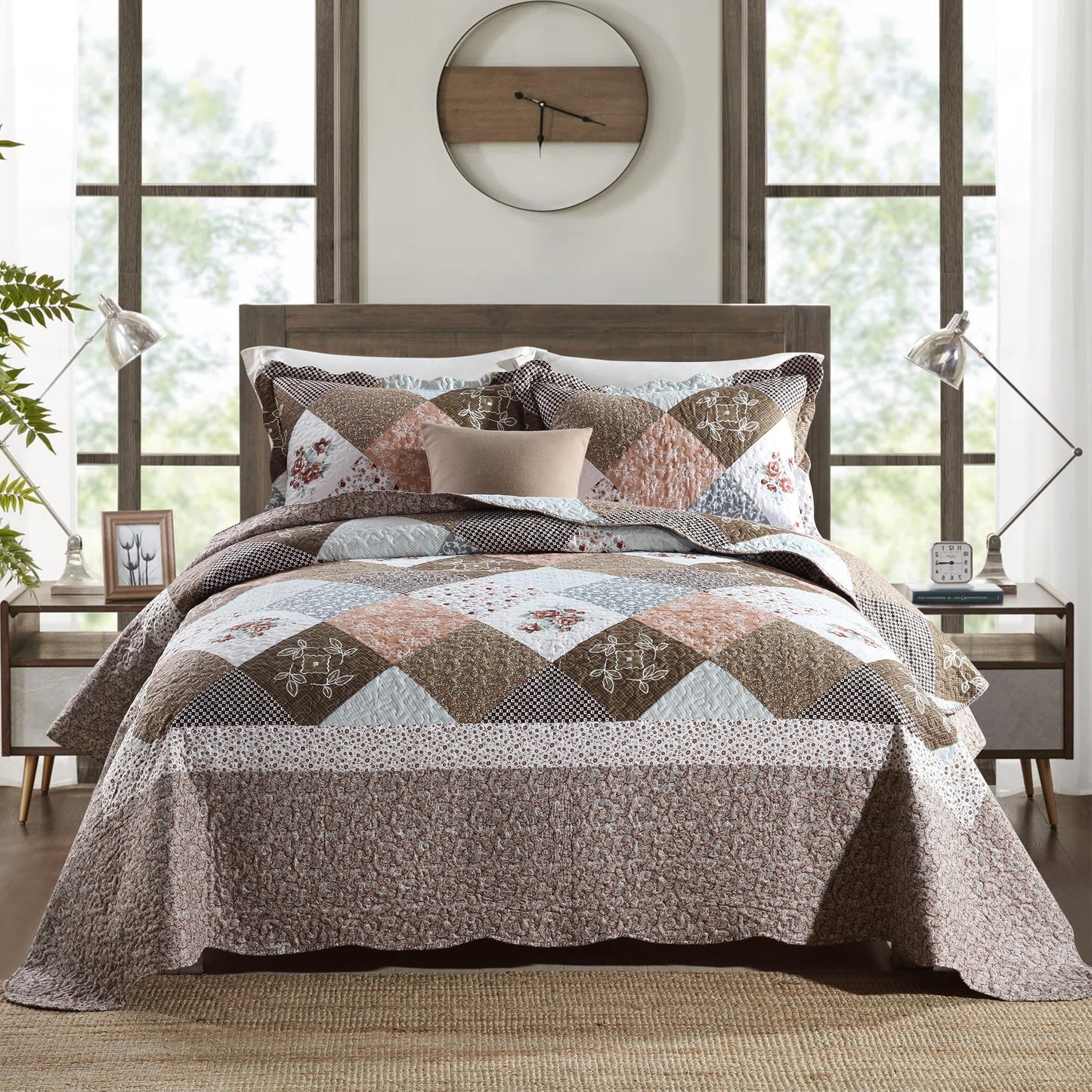 Etwel Lightweight Patchwork Queen Size Quilt Set - Breathable Reversible Cotton Bedspread for Hot Sleepers, Farmhouse Floral Bedding Set with 2 Pillow Shams for All Season (90"x98", Brown Flower)