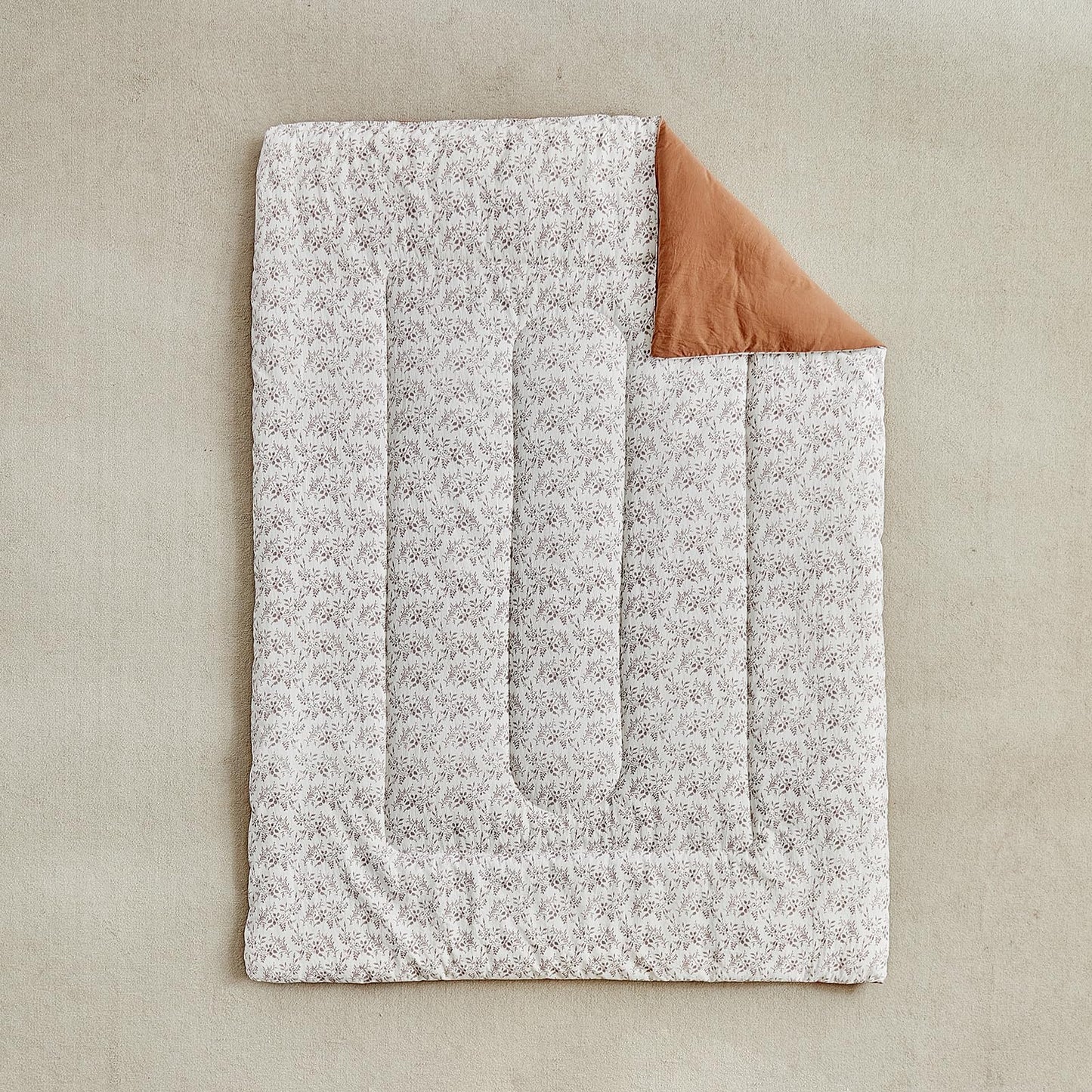 DuShow Toddler Bedding Set for Girls and Boys,4 Piece Bed-in-a-Bag Toddler Comforter Sets,Tan Leaf Crib Bedding Sheets Set,Include Quilt Comforter,Flat Sheet,Fitted Sheet,Pillowcase