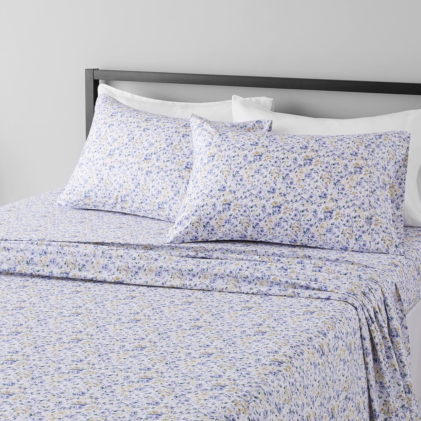 Amazon Basics Lightweight Breathable, Wrinkle Resistant Super Soft Brushed Microfiber 4-Piece Bed Sheet Set with 14-Inch Deep Pockets, Full, Blue Floral, Printed