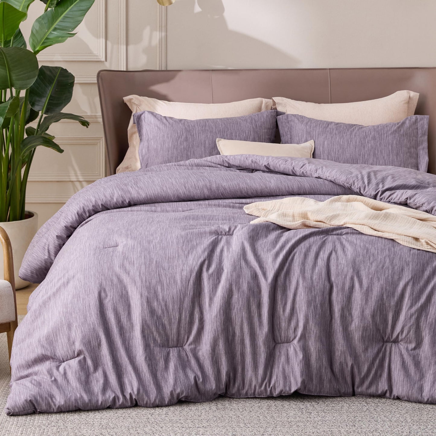 Bedsure Queen Comforter Set - Grayish Purple Comforter Queen Size, Soft Bedding for All Seasons, Cationic Dyed Bedding Set, 3 Pieces, 1 Comforter (90"x90") and 2 Pillow Shams (20"x26"+2")