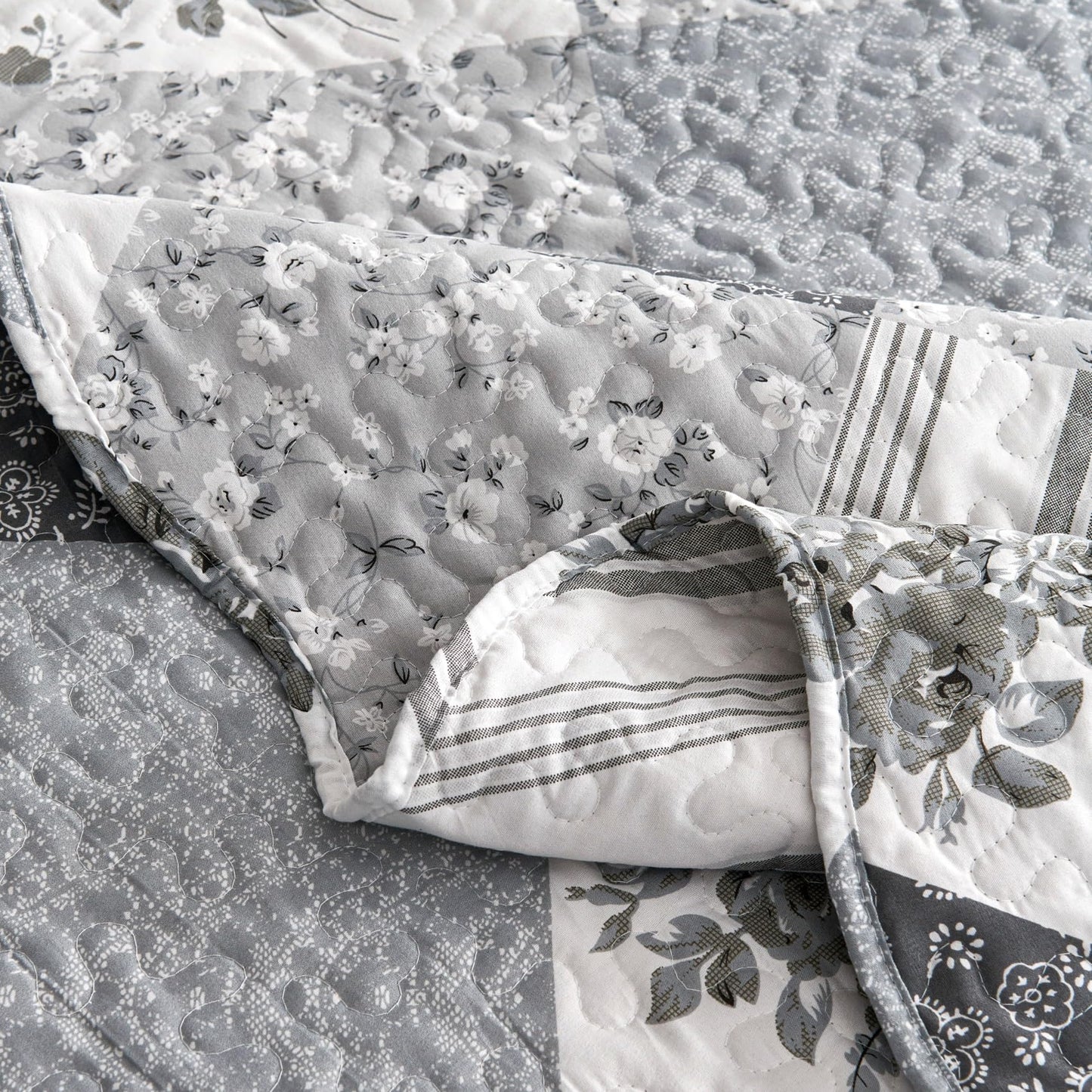 Cmfshape Summer Floral Queen Bedspread,Romantic Grey Quilt Set Full,Reversible Stitched Bedding Set All Season,Soft Lightweight Coverlet with Pillow Cases (Dark Grey, Queen90 x90)