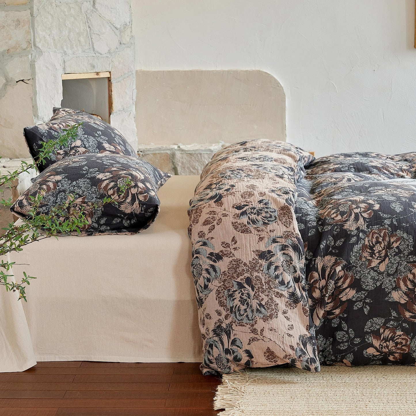 BISELINA 100% Cotton Muslin Duvet Cover Set Queen, 3 Pcs Yarn-Dyed Jacquard Textured Garden Flower, Soft and Breathable Bedding Set with Zipper Closure, Dark Blue Khaki