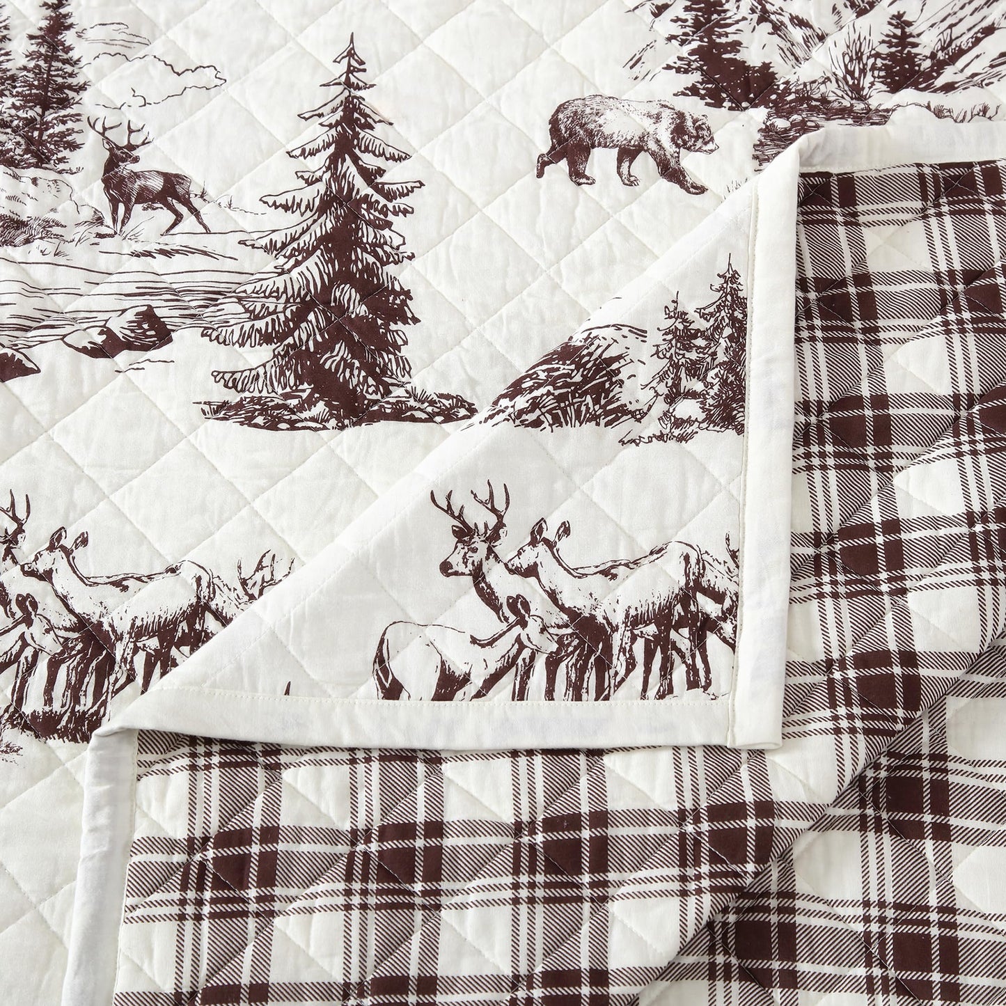 Paseo Road White Pine Rustic Bedding 3 Piece Full Queen Quilt Set, Cotton White Brown Bear Deer Pine Tree Woodland Print Cabin Bedding, Reversible Lodge Quilt Set with Pillow Shams