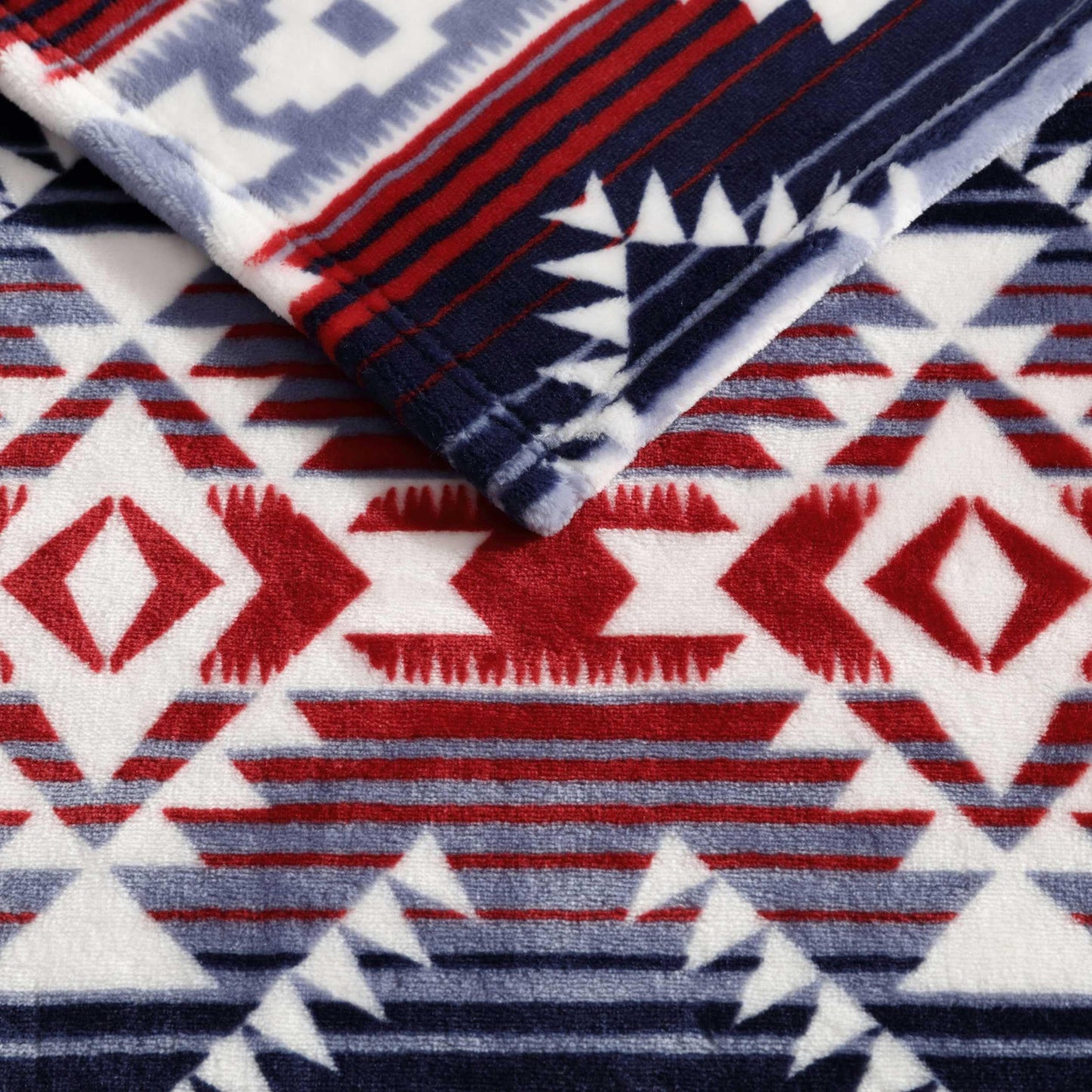 Wrangler - Fleece Throw Blanket for Couch 50x70, Ultra Soft Reversible Plush Blanket, Americana Decor, Western Style Throw for Sofa, Bed, Living Room (Jericho Red)
